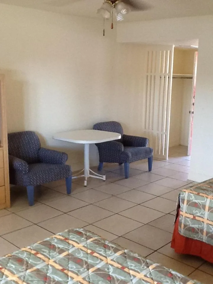 Sunset Inn- Fort Pierce, FL