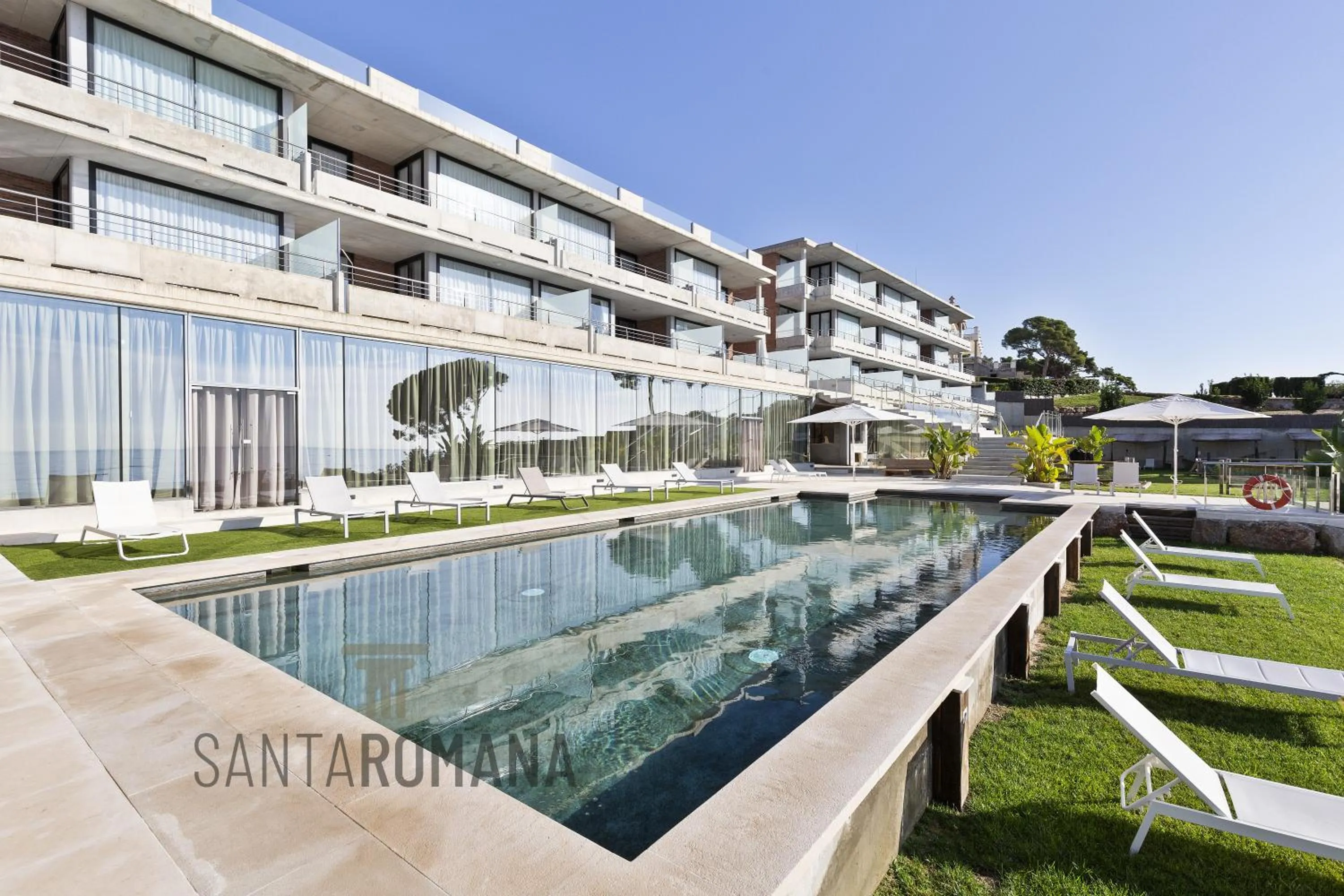 Property building in Santa Romana Apartments & Suites
