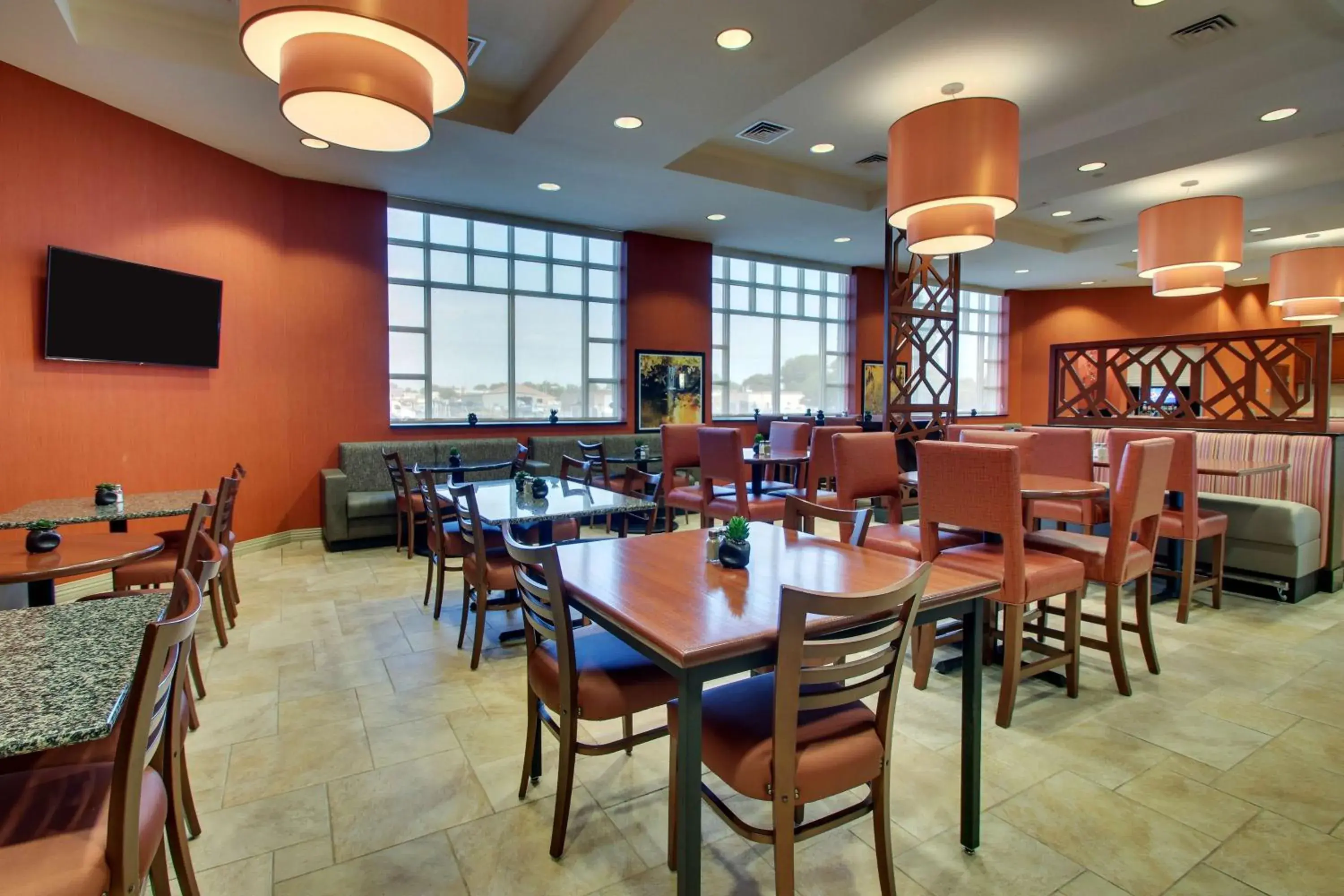 Restaurant/places to eat in Drury Inn & Suites Findlay Restaurant/places to eat in Drury Inn & Suites Findlay