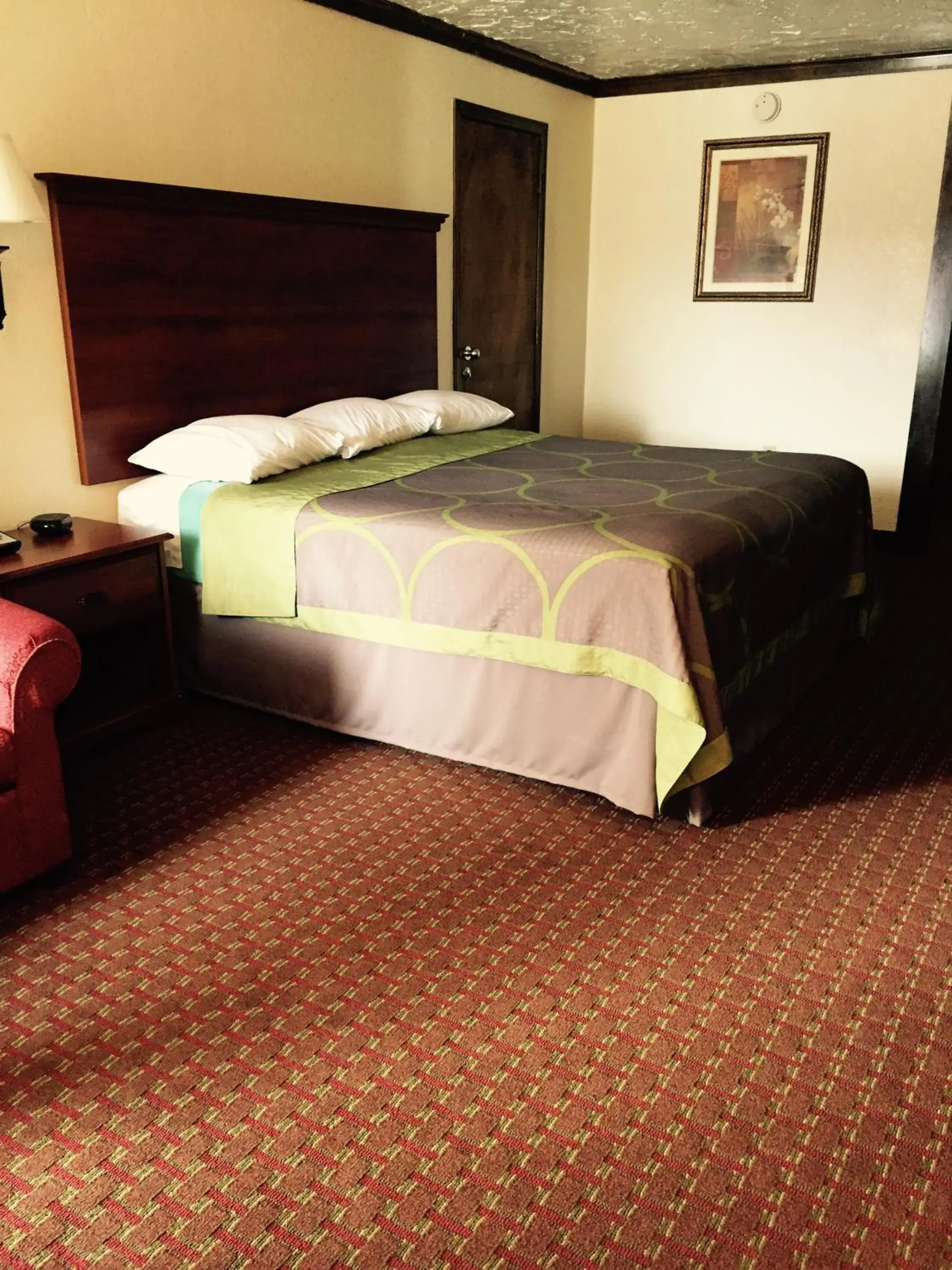 Bed in Super 8 by Wyndham Enid Bed in Super 8 by Wyndham Enid