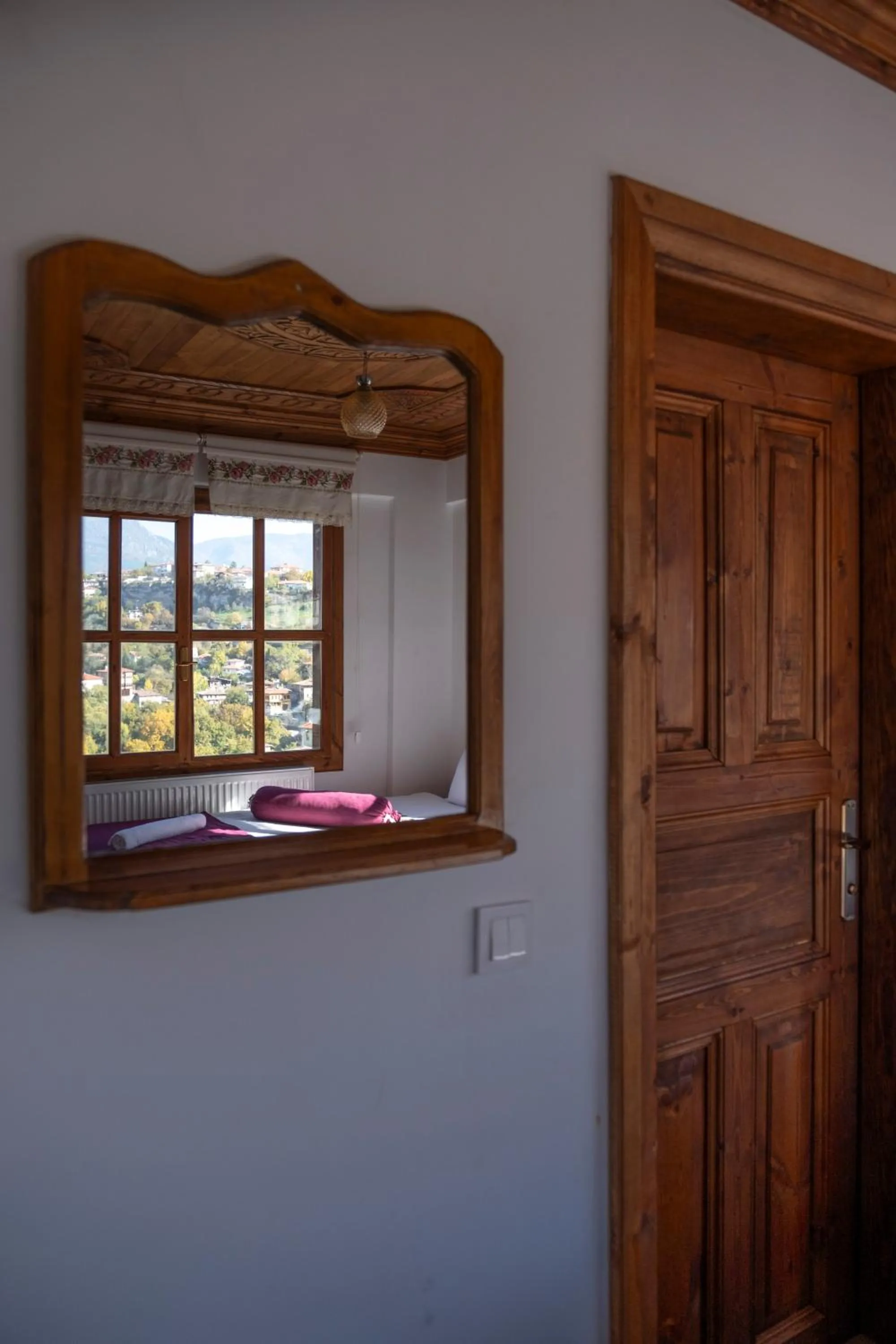 wardrobe in Gunes Konak Otel Safranbolu