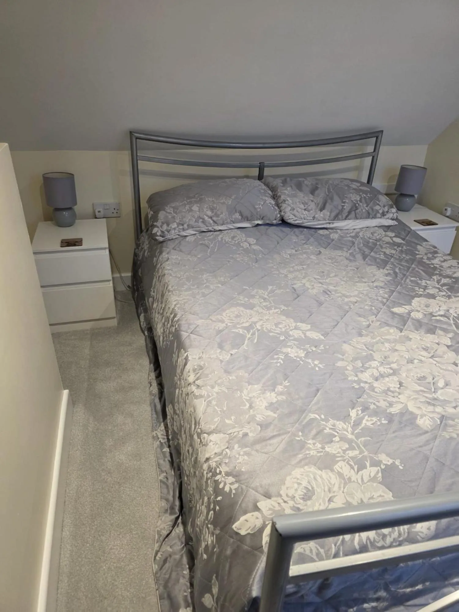 Bedroom, Bed in Folly Fields Farm B&B