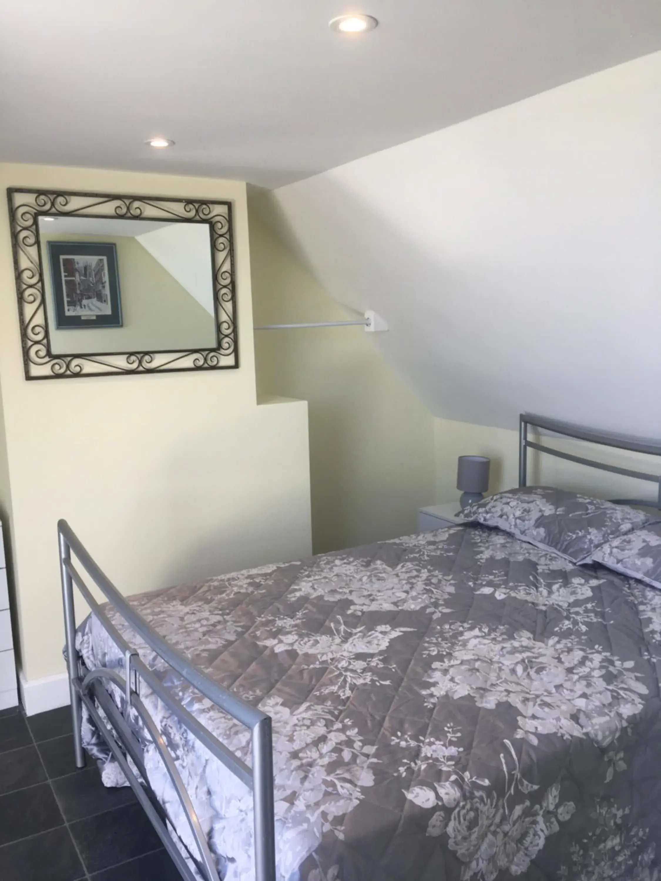 Double Room with Balcony - single occupancy in Folly Fields Farm B&B Double Room with Balcony - single occupancy in Folly Fields Farm B&B