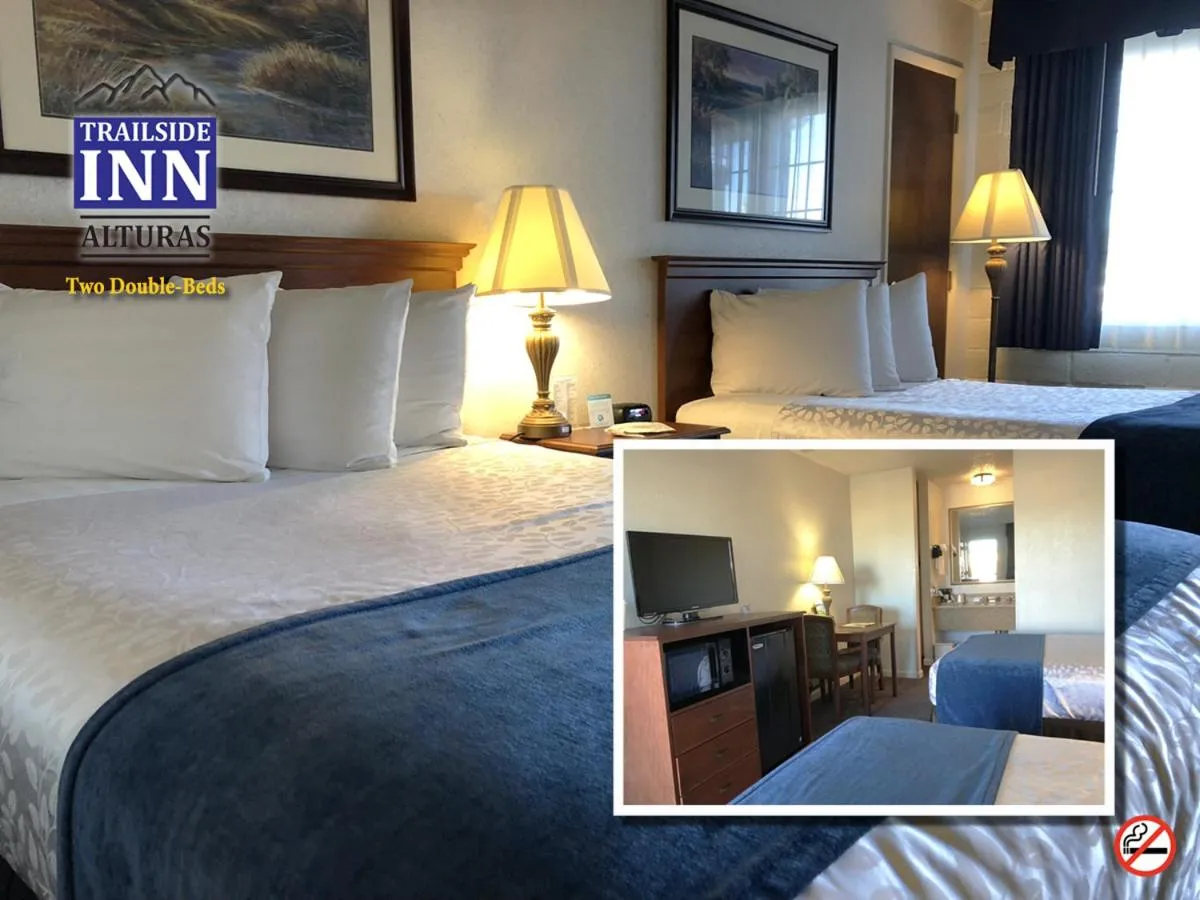 Bed in Trailside Inn