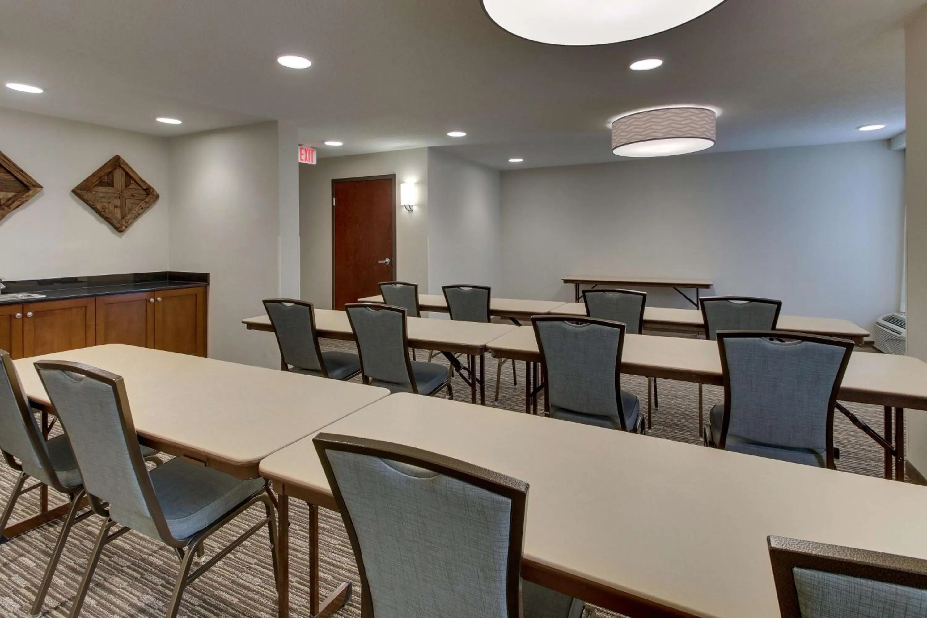 On site in Pear Tree Inn St. Louis Airport