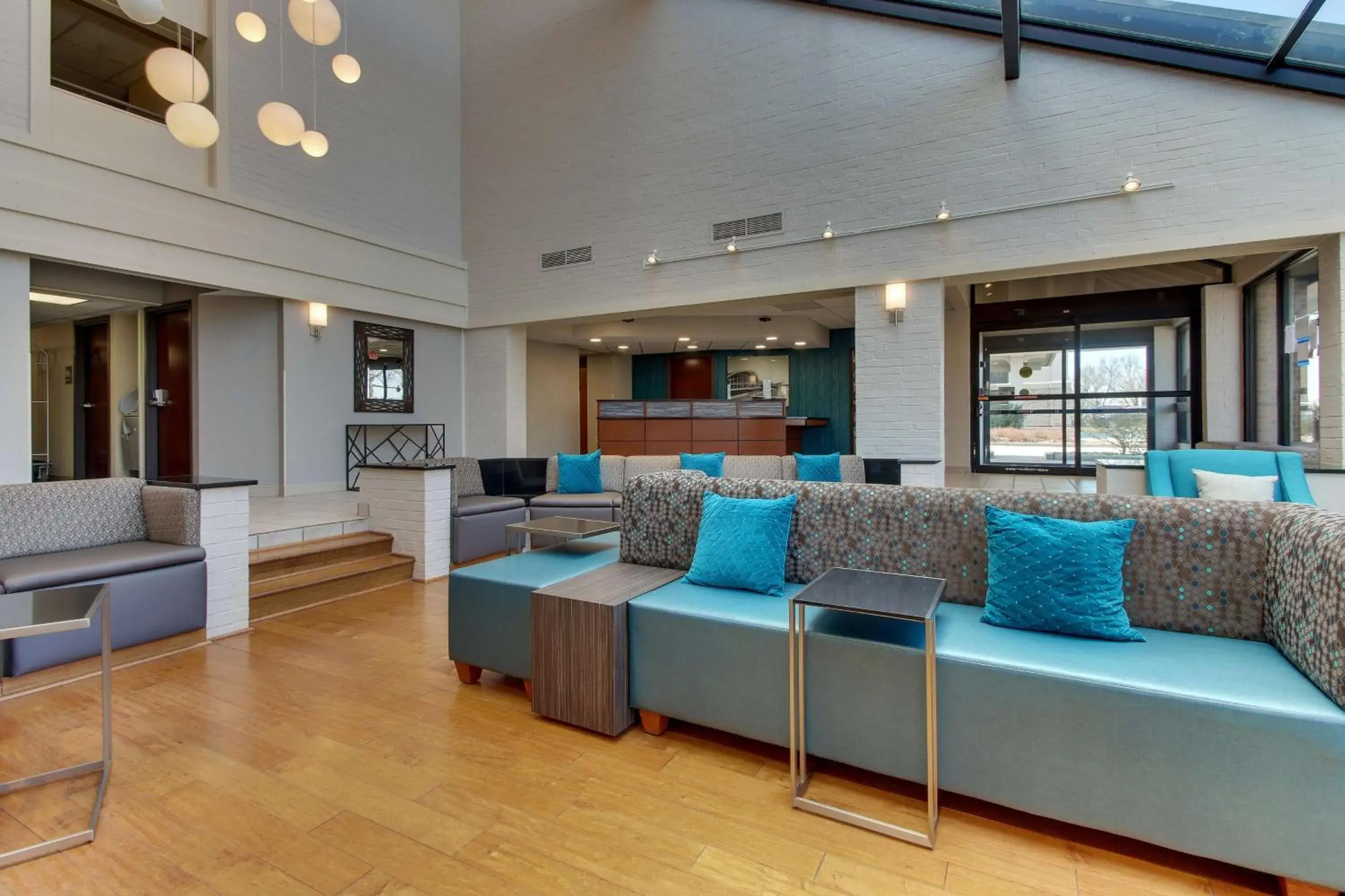 Lobby or reception in Pear Tree Inn St. Louis Airport Lobby or reception in Pear Tree Inn St. Louis Airport