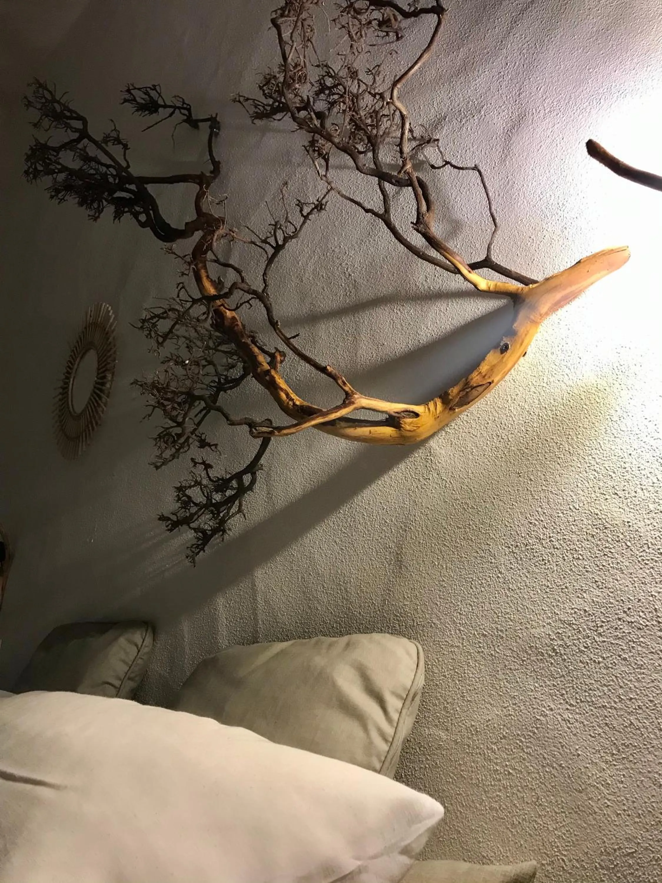 Decorative detail in I Ginepri