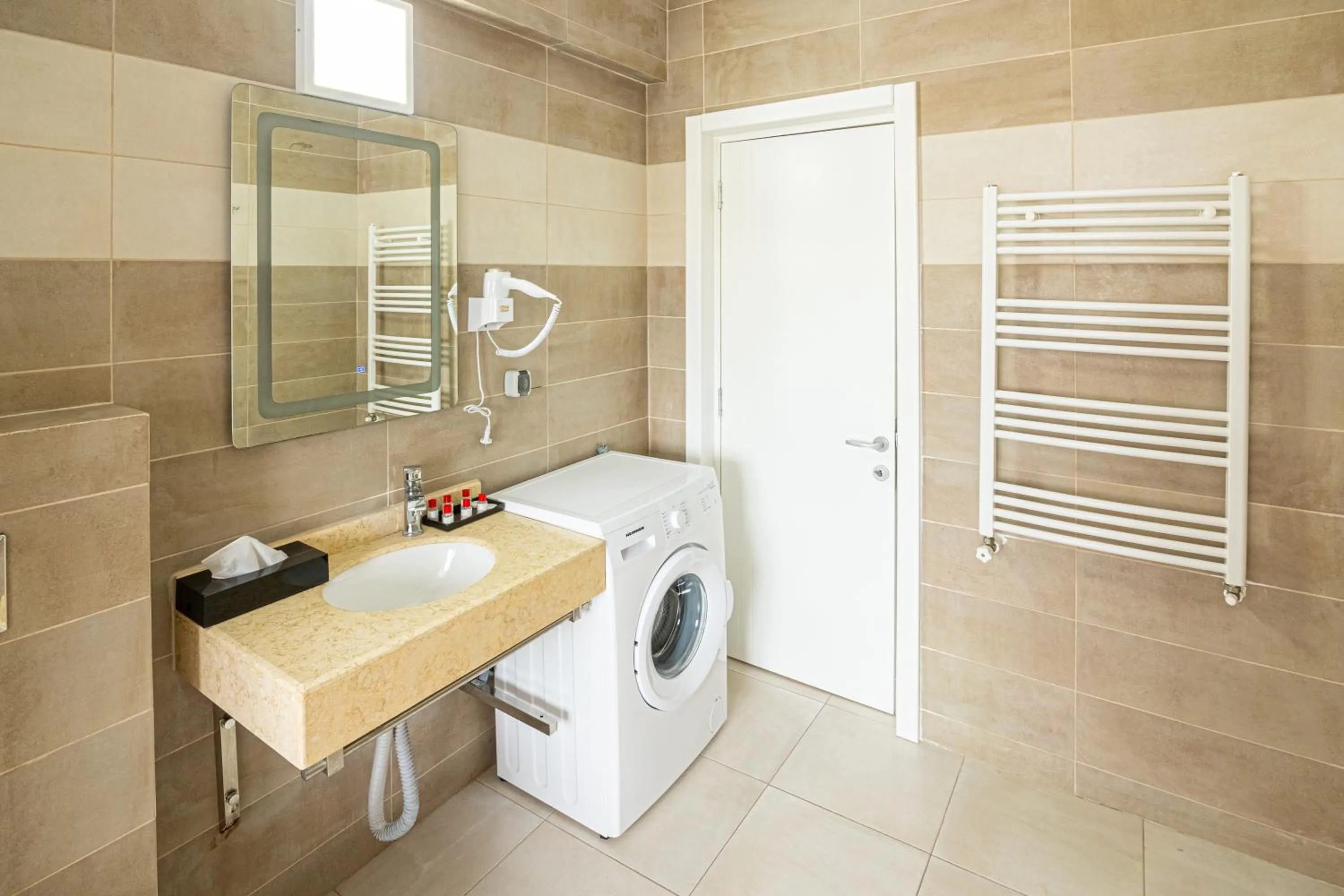Bathroom in Miramare Residence Aparthotel