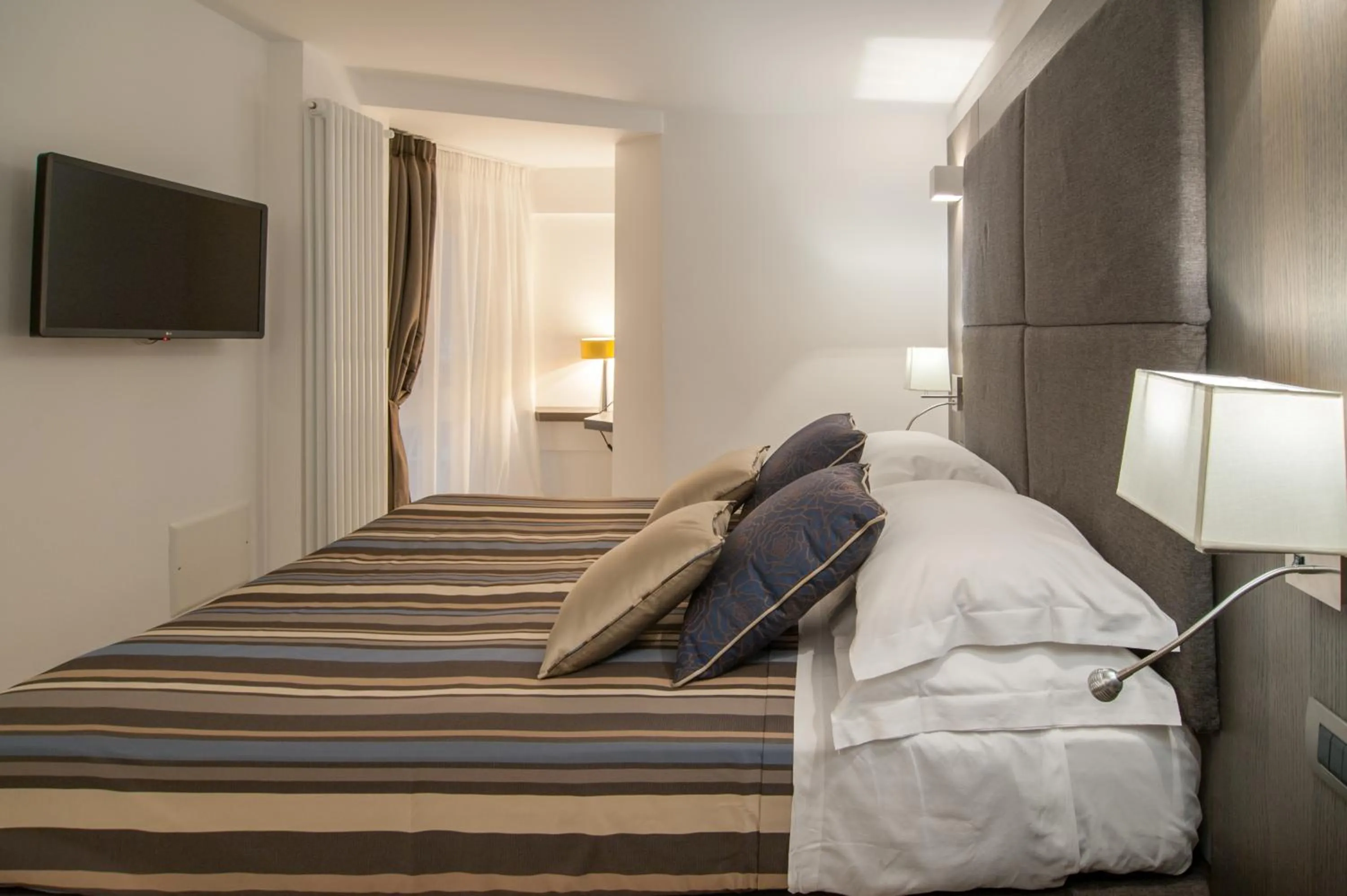 Bed in Wellness Home Rome