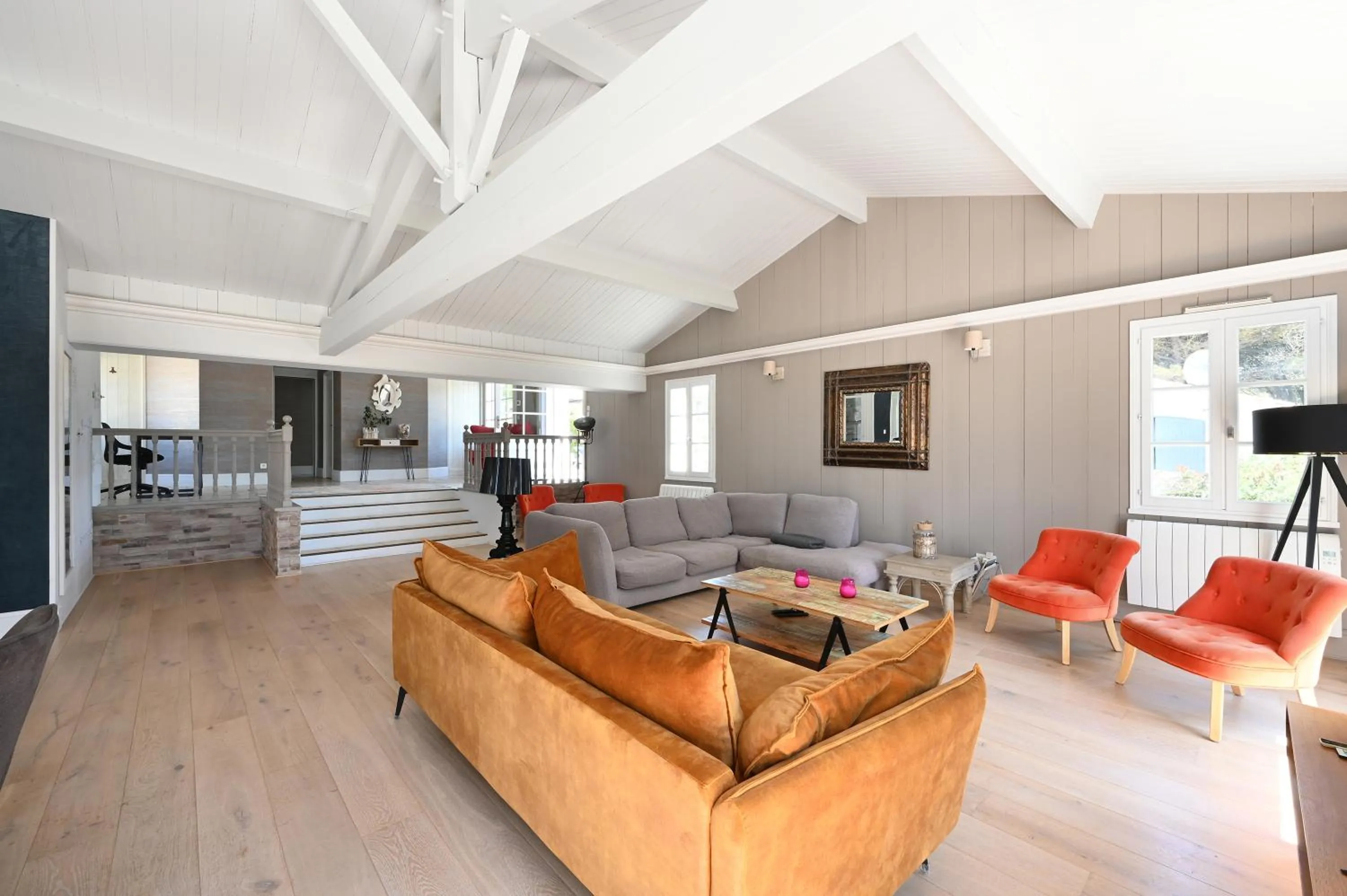 Communal lounge/ TV room in Villa Mer 4 Etoiles - 90 M de la mer Sea and Mountain Pleasure