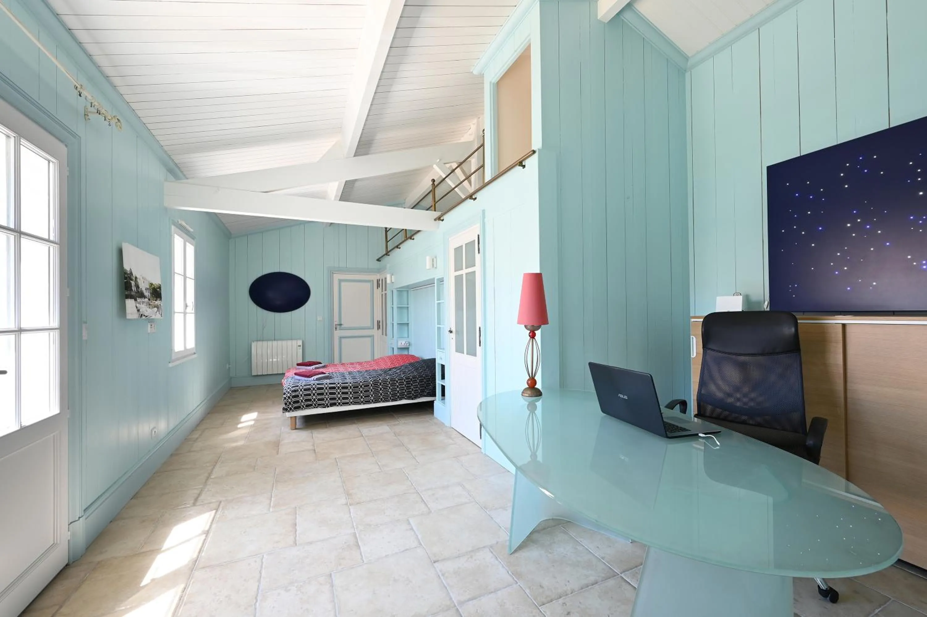 Bed in Villa Mer 4 Etoiles - 90 M de la mer Sea and Mountain Pleasure