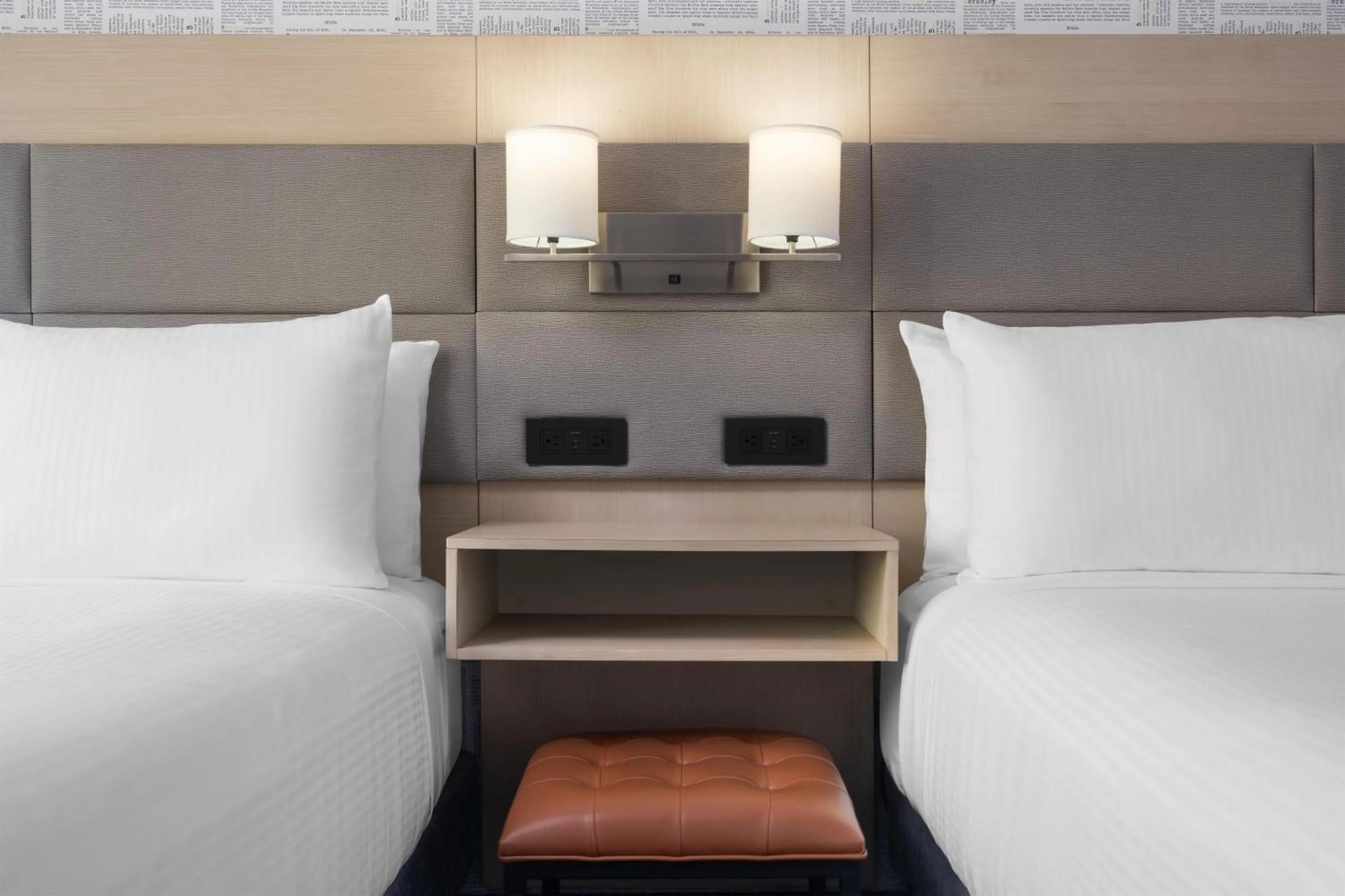 Bedroom, Bed in Aiden by Best Western Berkeley