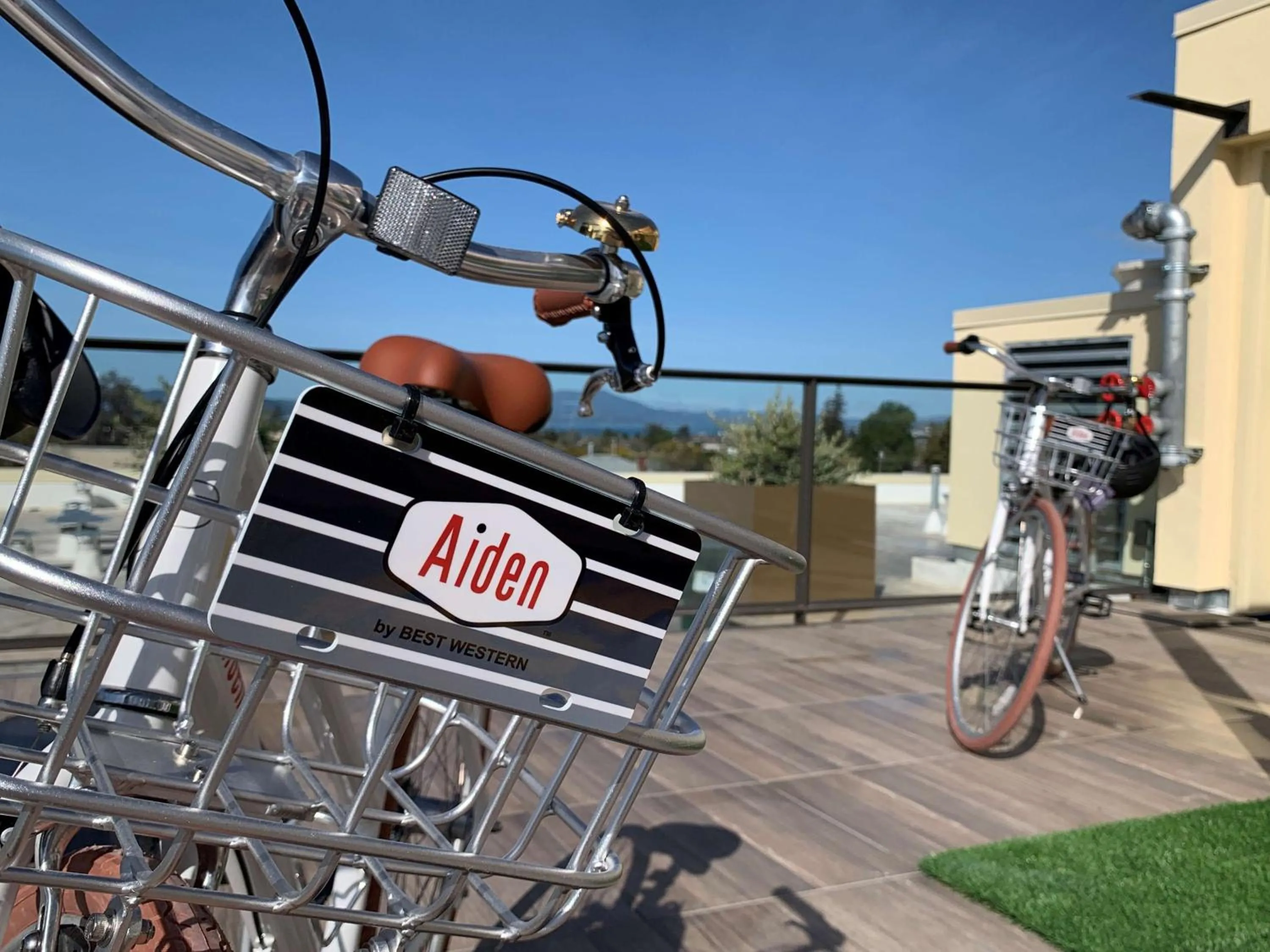 Property building in Aiden by Best Western Berkeley