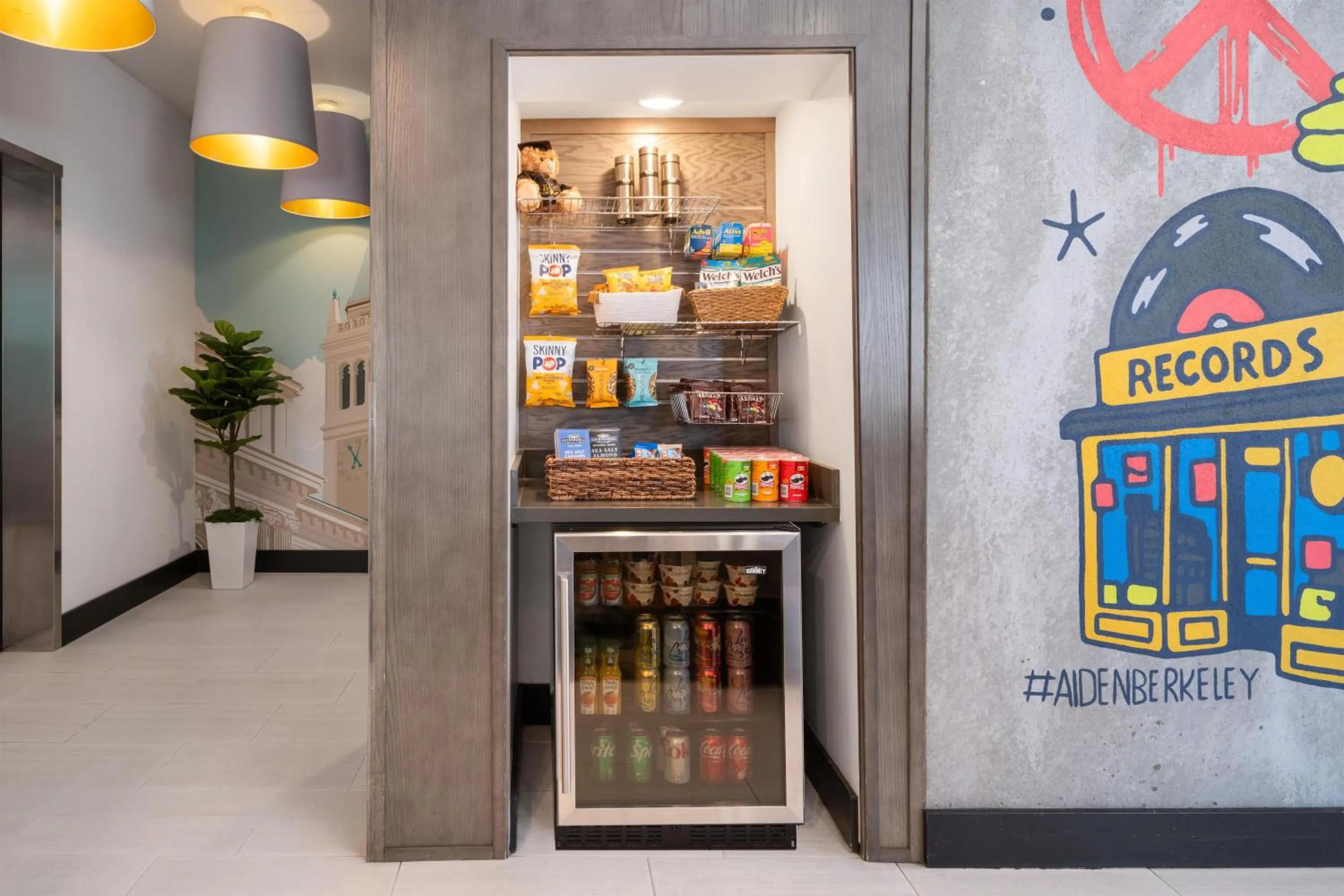 Property building in Aiden by Best Western Berkeley