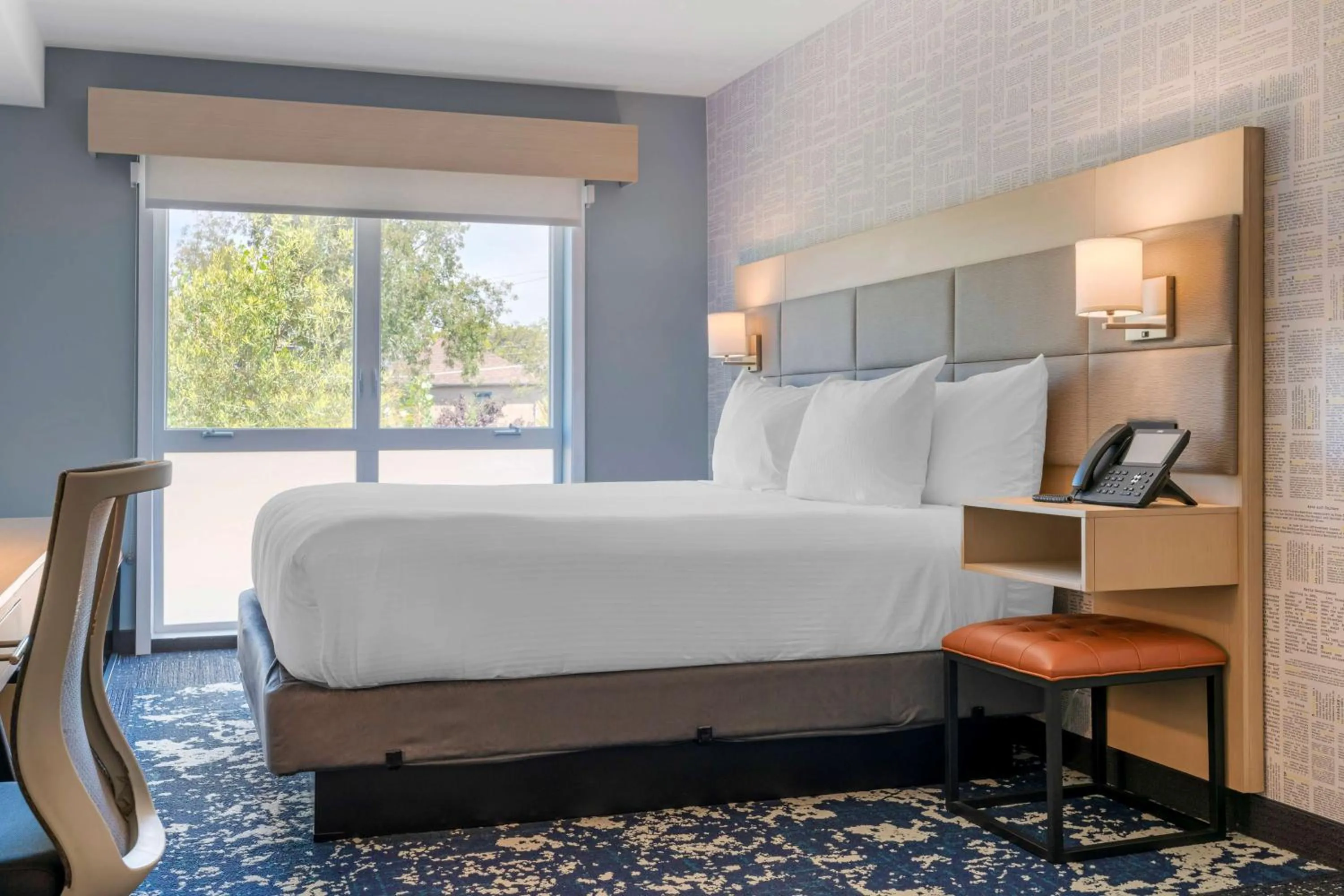 Bedroom, Bed in Aiden by Best Western Berkeley