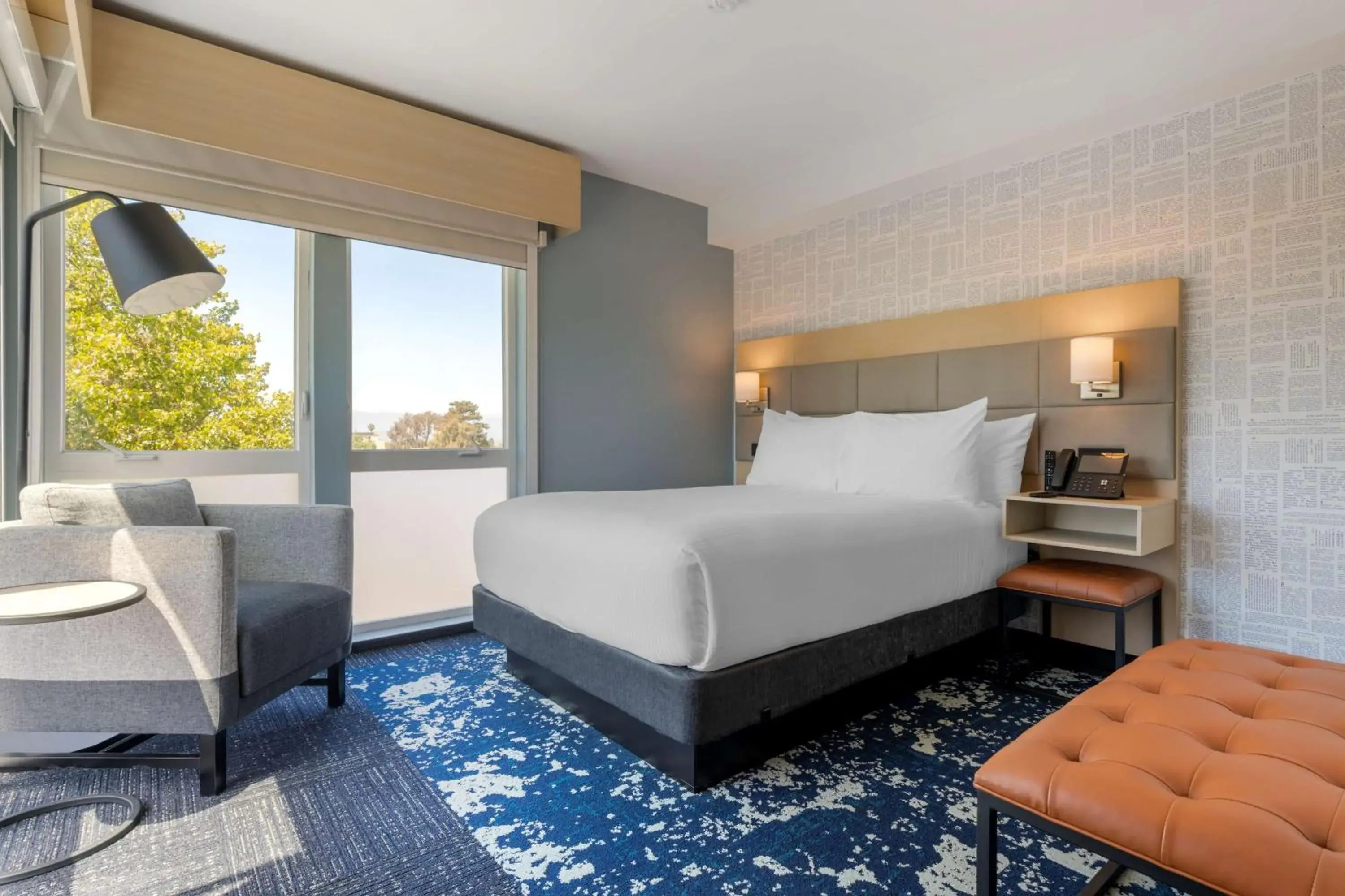 Bedroom, Bed in Aiden by Best Western Berkeley Bedroom, Bed in Aiden by Best Western Berkeley