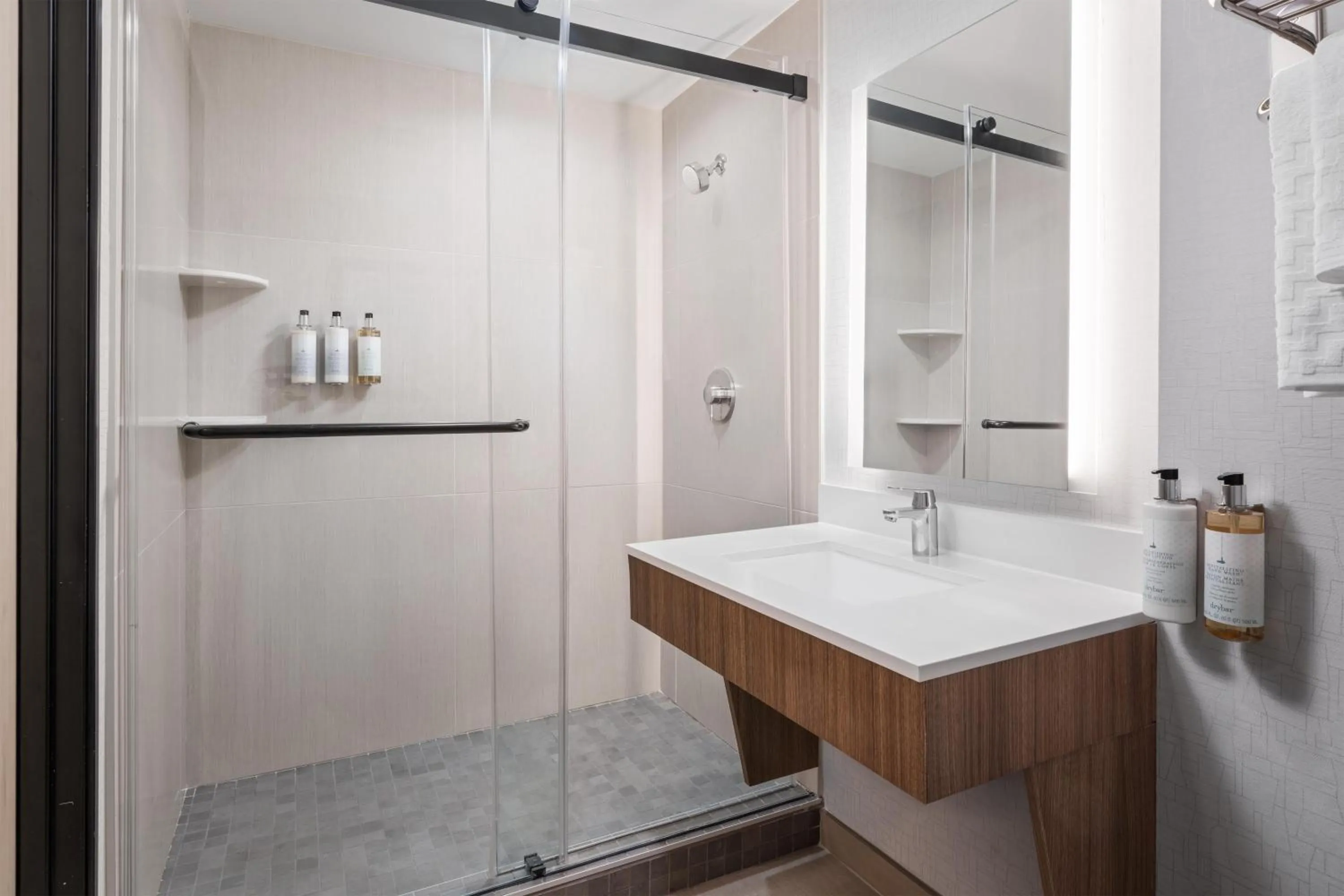 Bathroom in Aiden by Best Western Berkeley