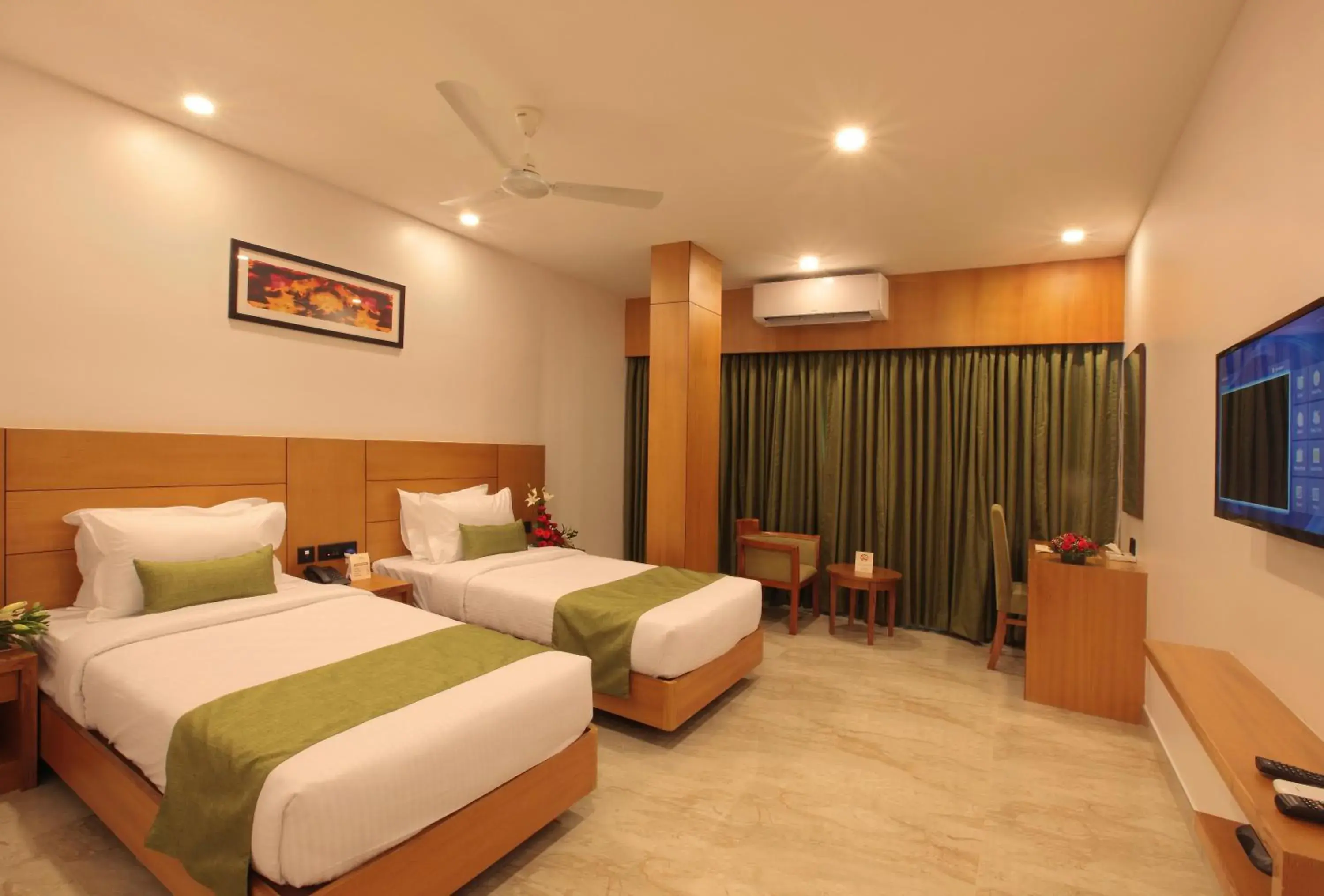 Deluxe Double Room in Hotel Park Residency Thrissur Deluxe Double Room in Hotel Park Residency Thrissur