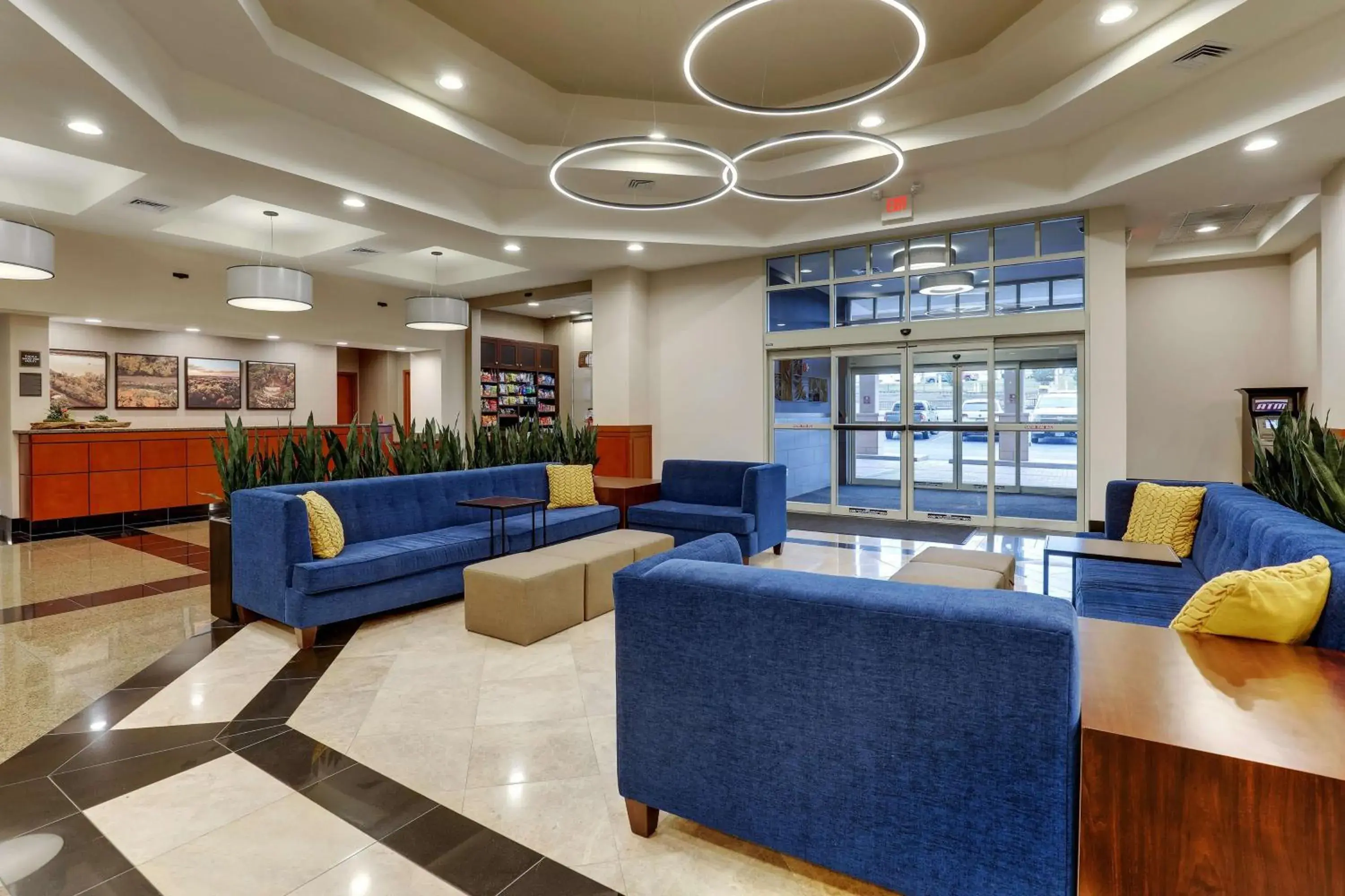 Lobby or reception in Drury Inn & Suites St. Louis Arnold Lobby or reception in Drury Inn & Suites St. Louis Arnold