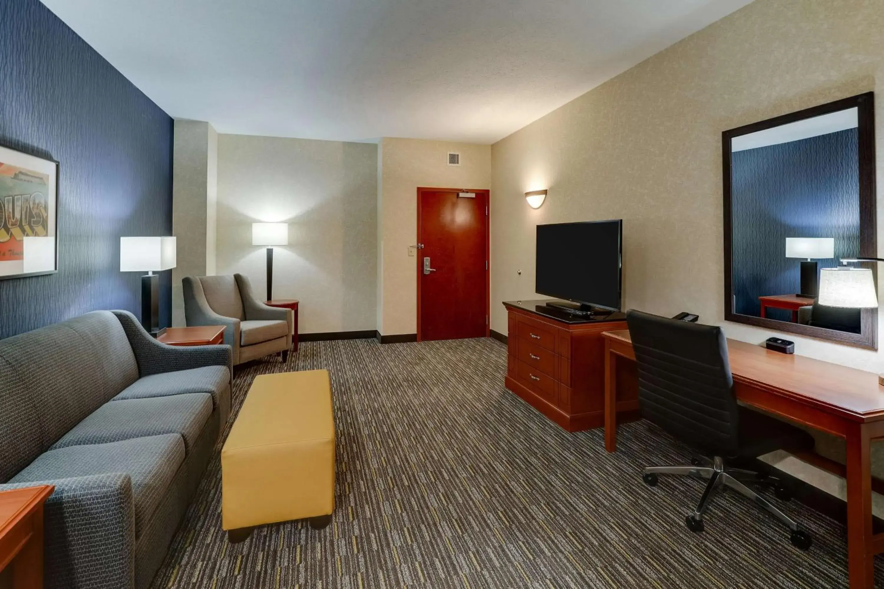 Queen Suite with Sofa Bed - Accessible, Roll-in Shower in Drury Inn & Suites St. Louis Arnold Queen Suite with Sofa Bed - Accessible, Roll-in Shower in Drury Inn & Suites St. Louis Arnold