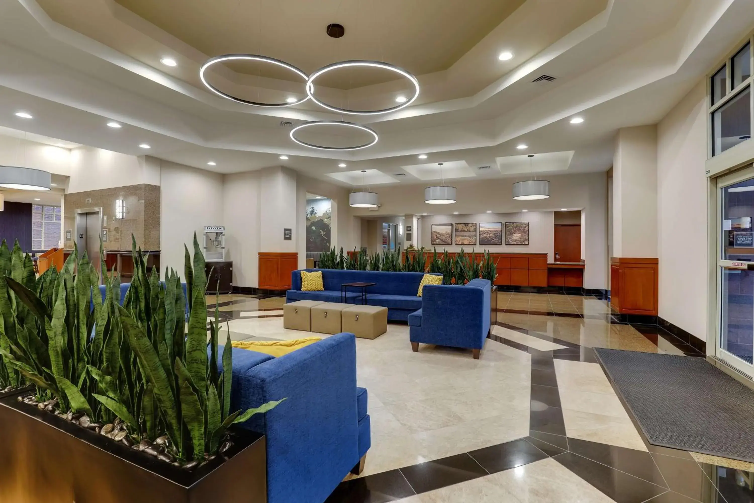 Lobby or reception in Drury Inn & Suites St. Louis Arnold Lobby or reception in Drury Inn & Suites St. Louis Arnold