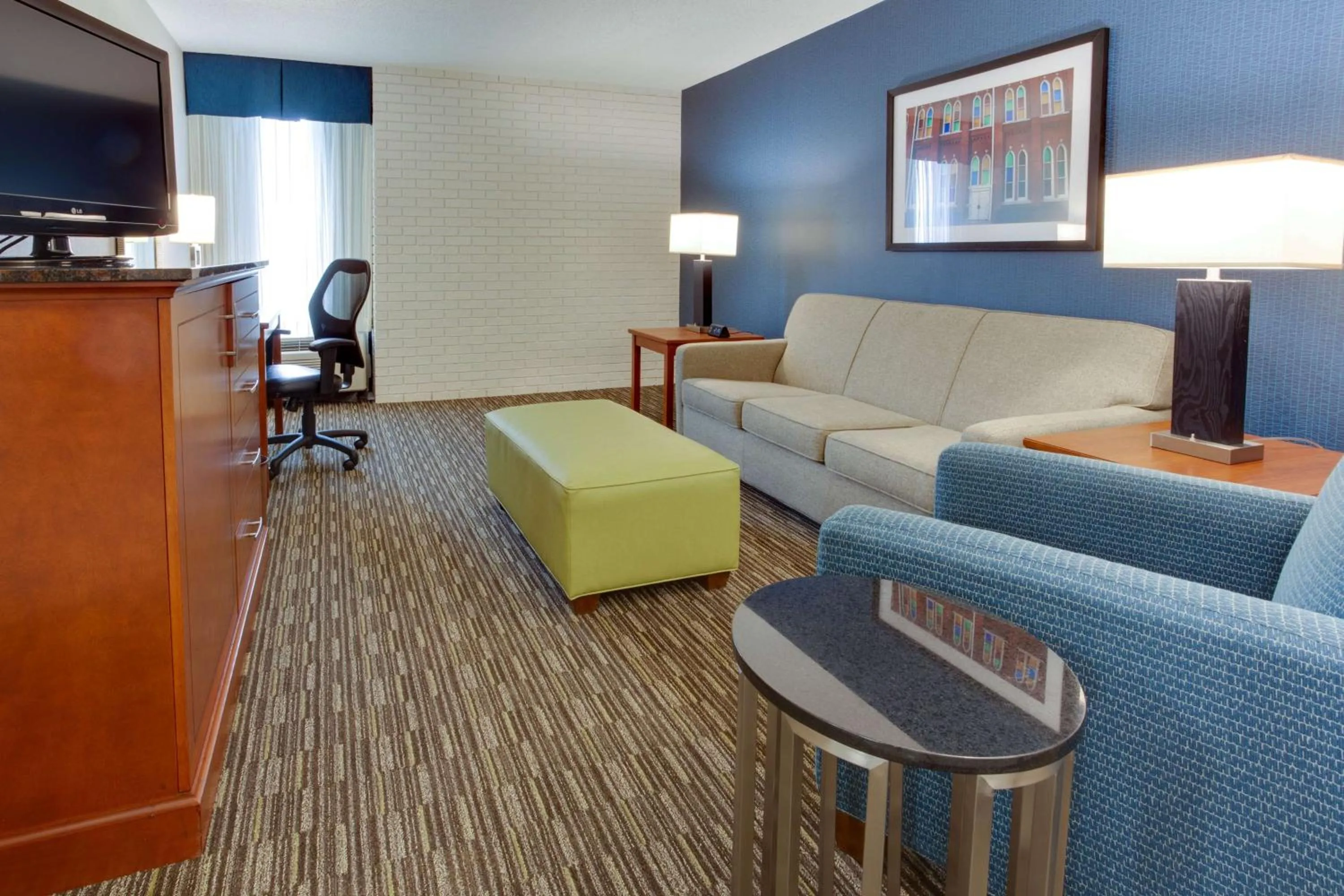 Photo of the whole room in Drury Inn & Suites Nashville Airport