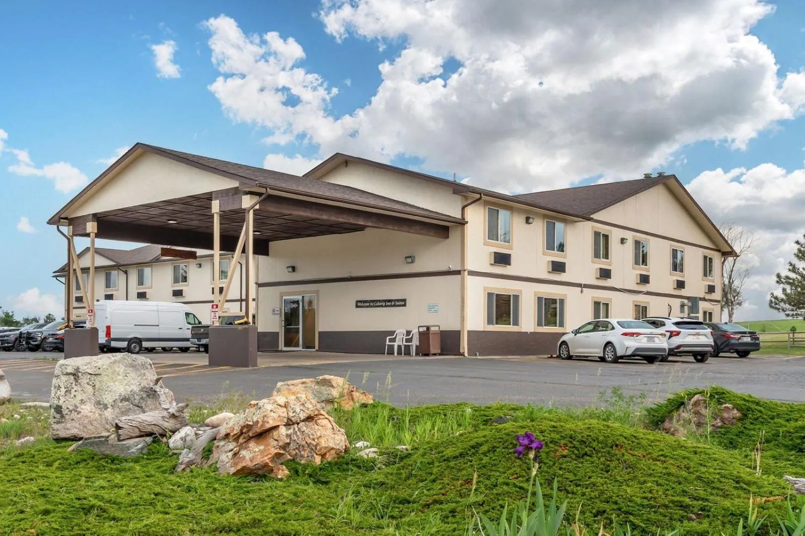 Property building in Colstrip Inn & Suites