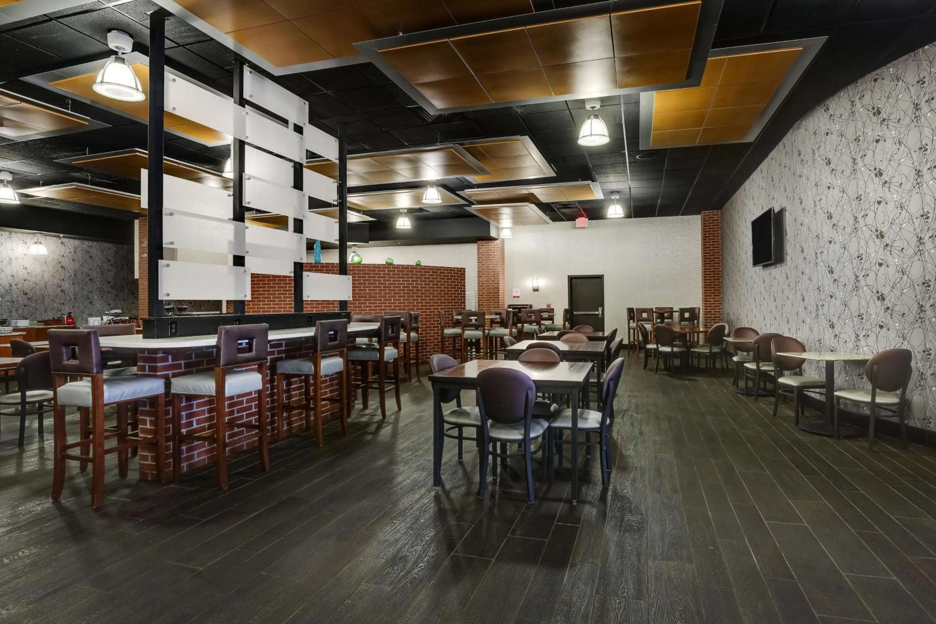 Breakfast in Drury Plaza Hotel New Orleans