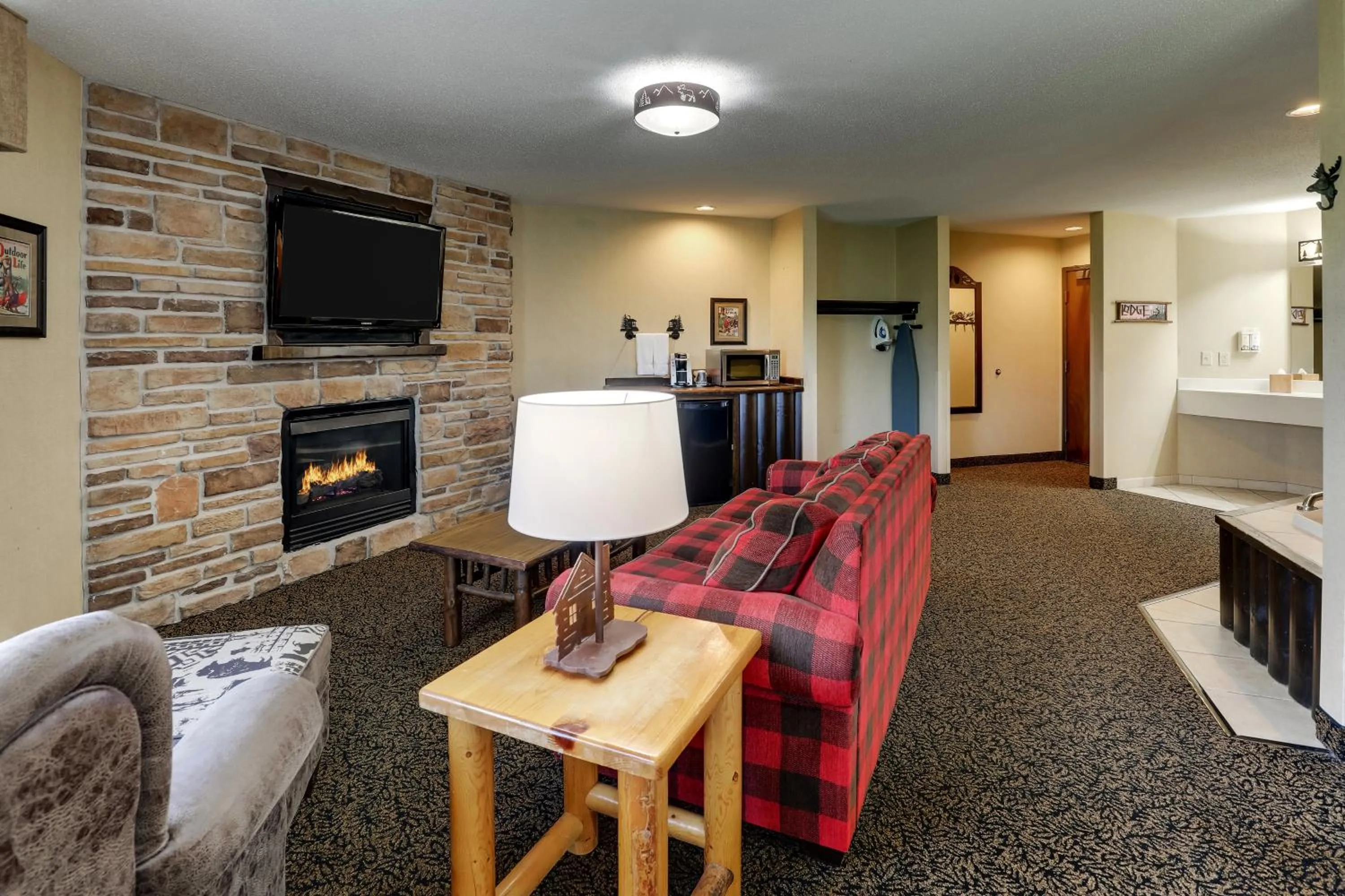 Hot Tub in Stoney Creek Hotel La Crosse - Onalaska