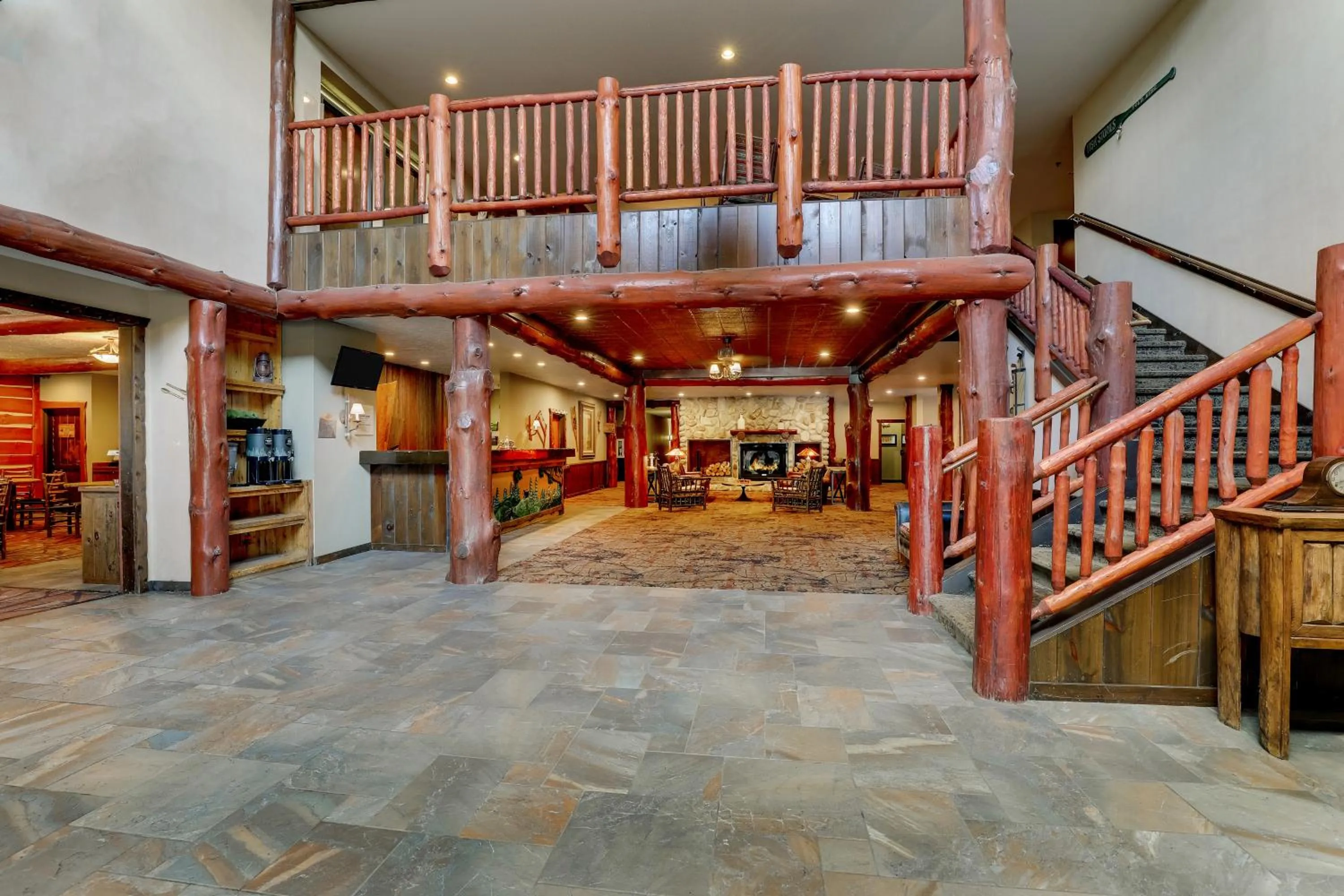 Lobby or reception in Stoney Creek Hotel La Crosse - Onalaska