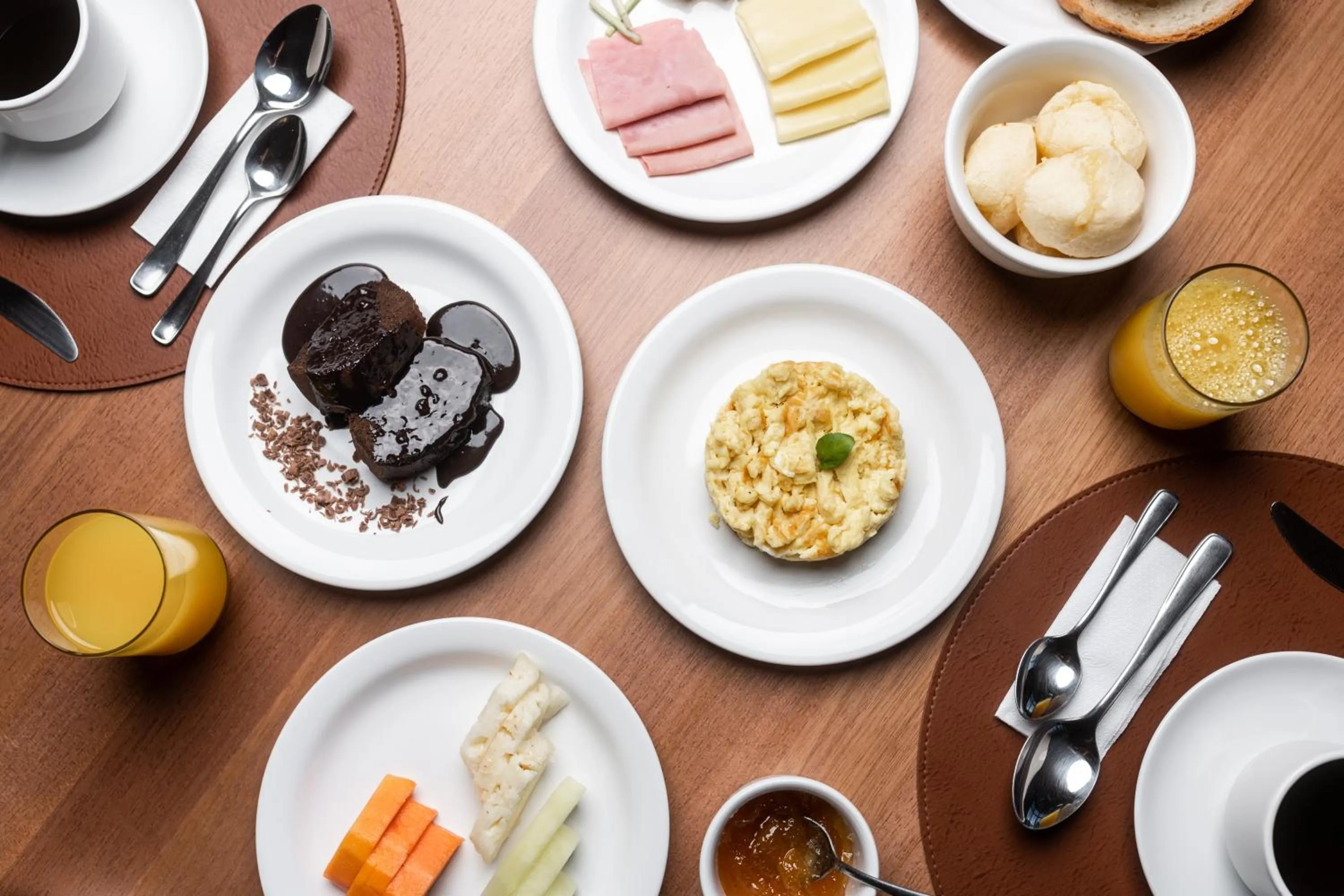 Breakfast in Intercity Portofino Florianópolis