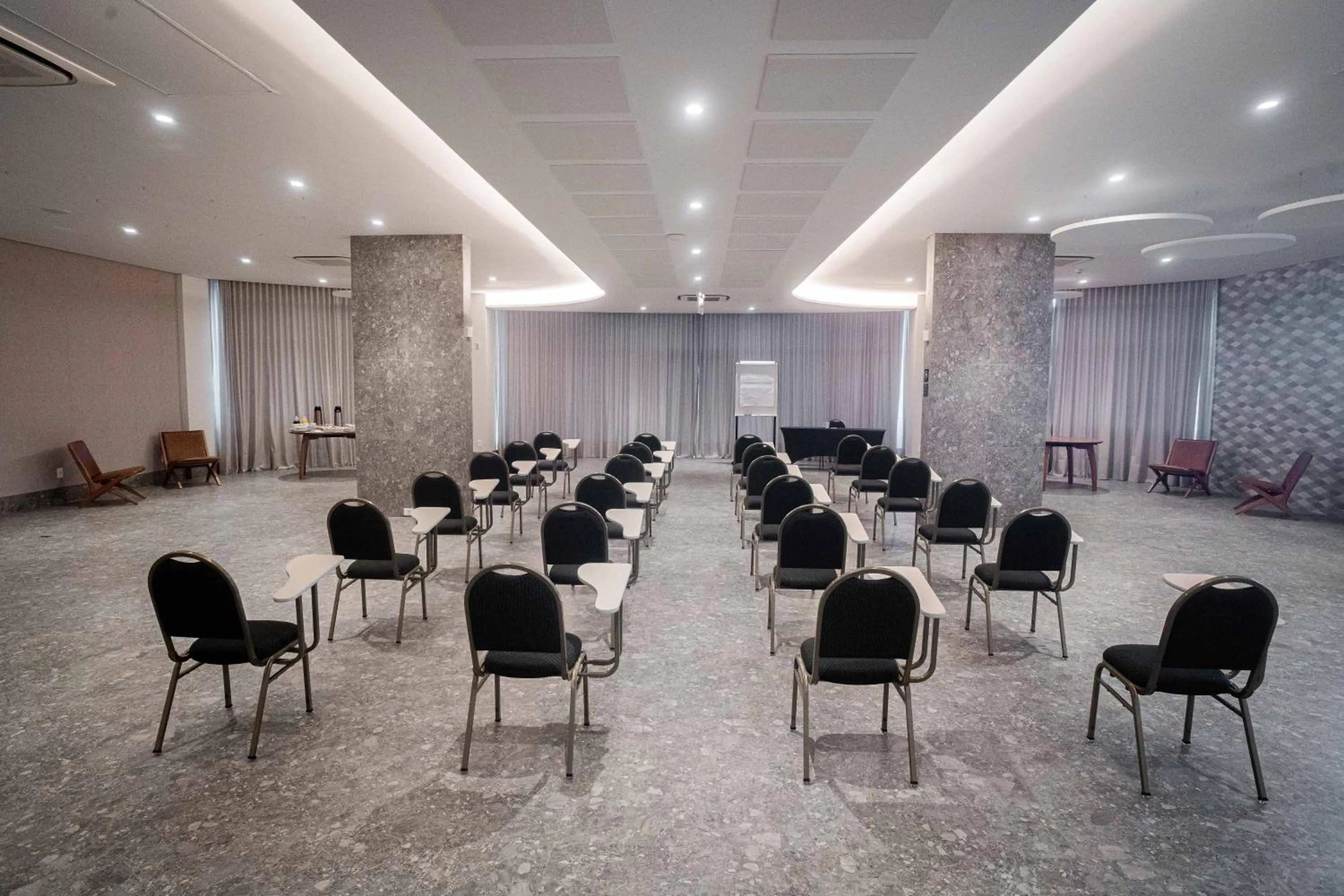 Banquet/Function facilities in Intercity Portofino Florianópolis