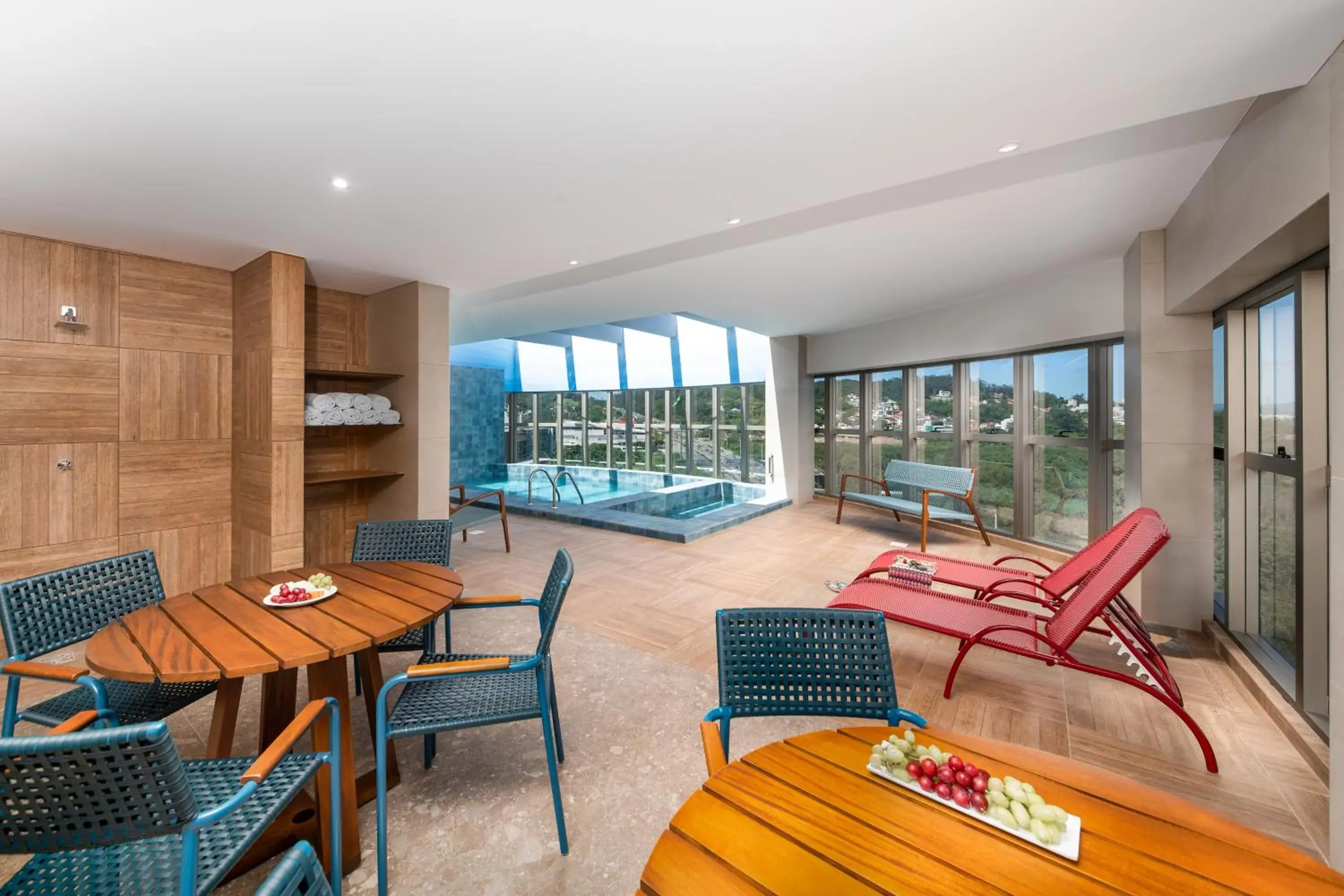 Swimming pool in Intercity Portofino Florianópolis Swimming pool in Intercity Portofino Florianópolis