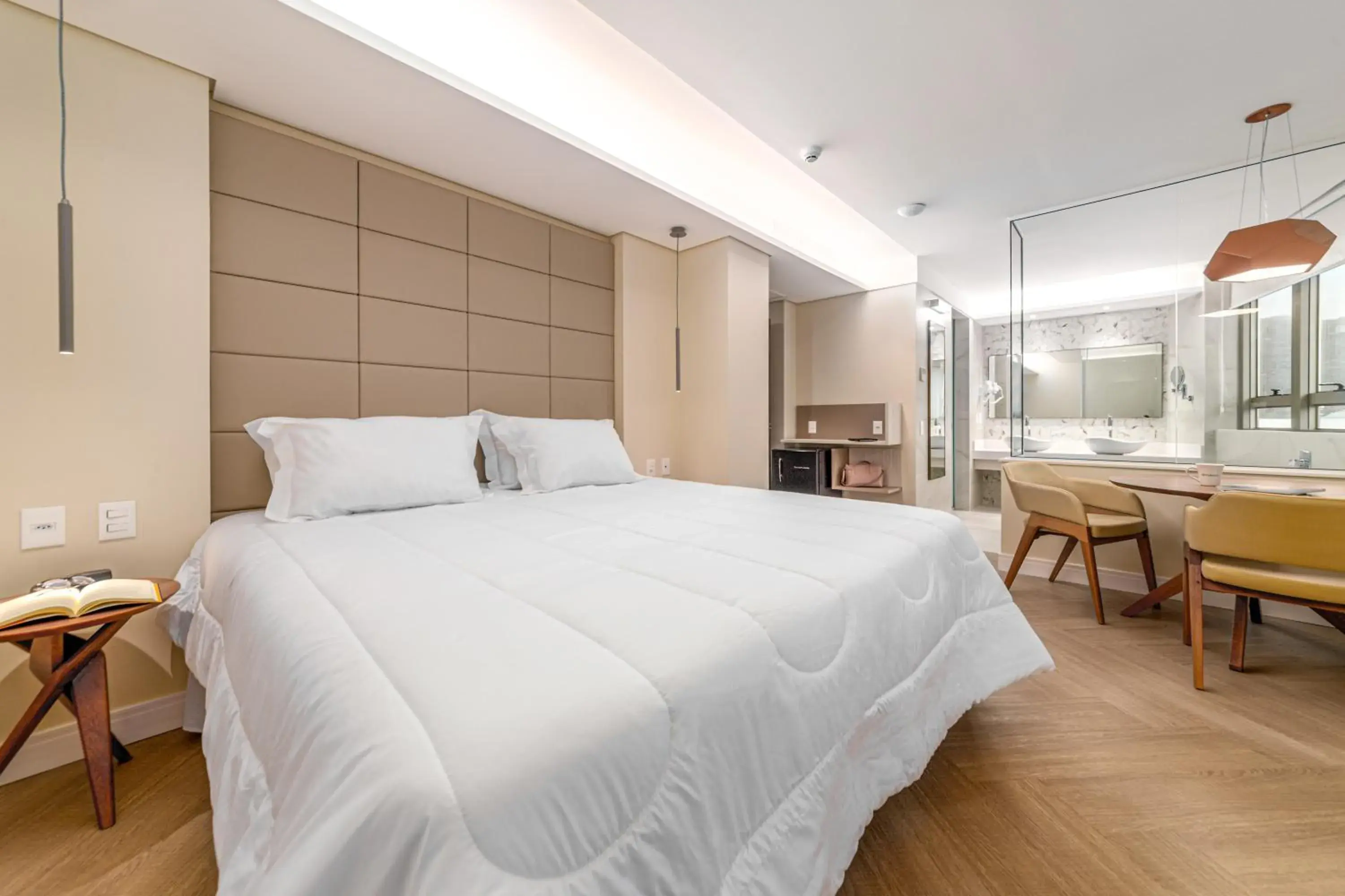 TV and multimedia, Bed in Intercity Portofino Florianópolis TV and multimedia, Bed in Intercity Portofino Florianópolis