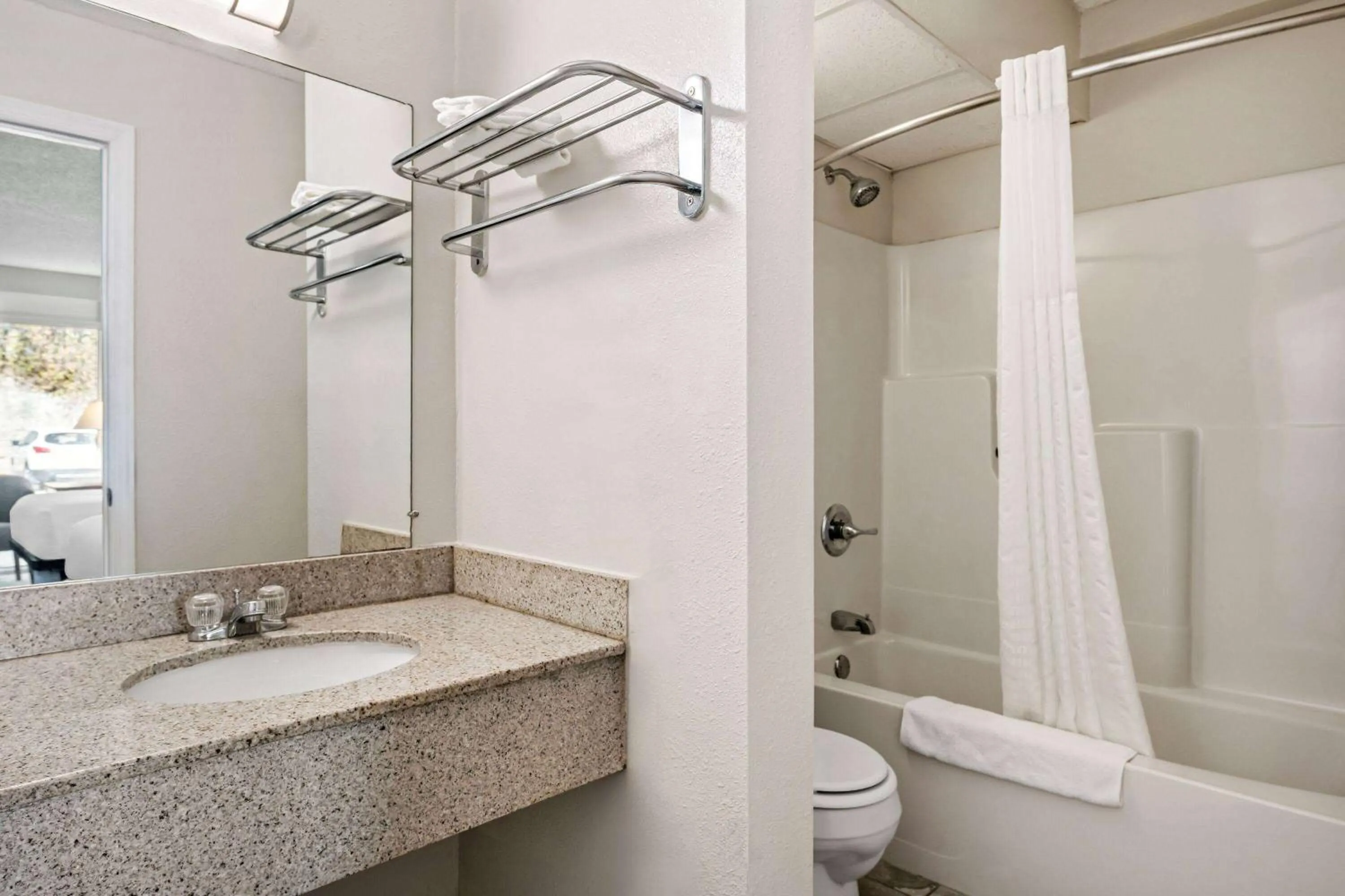 Bathroom in Days Inn by Wyndham Dubuque