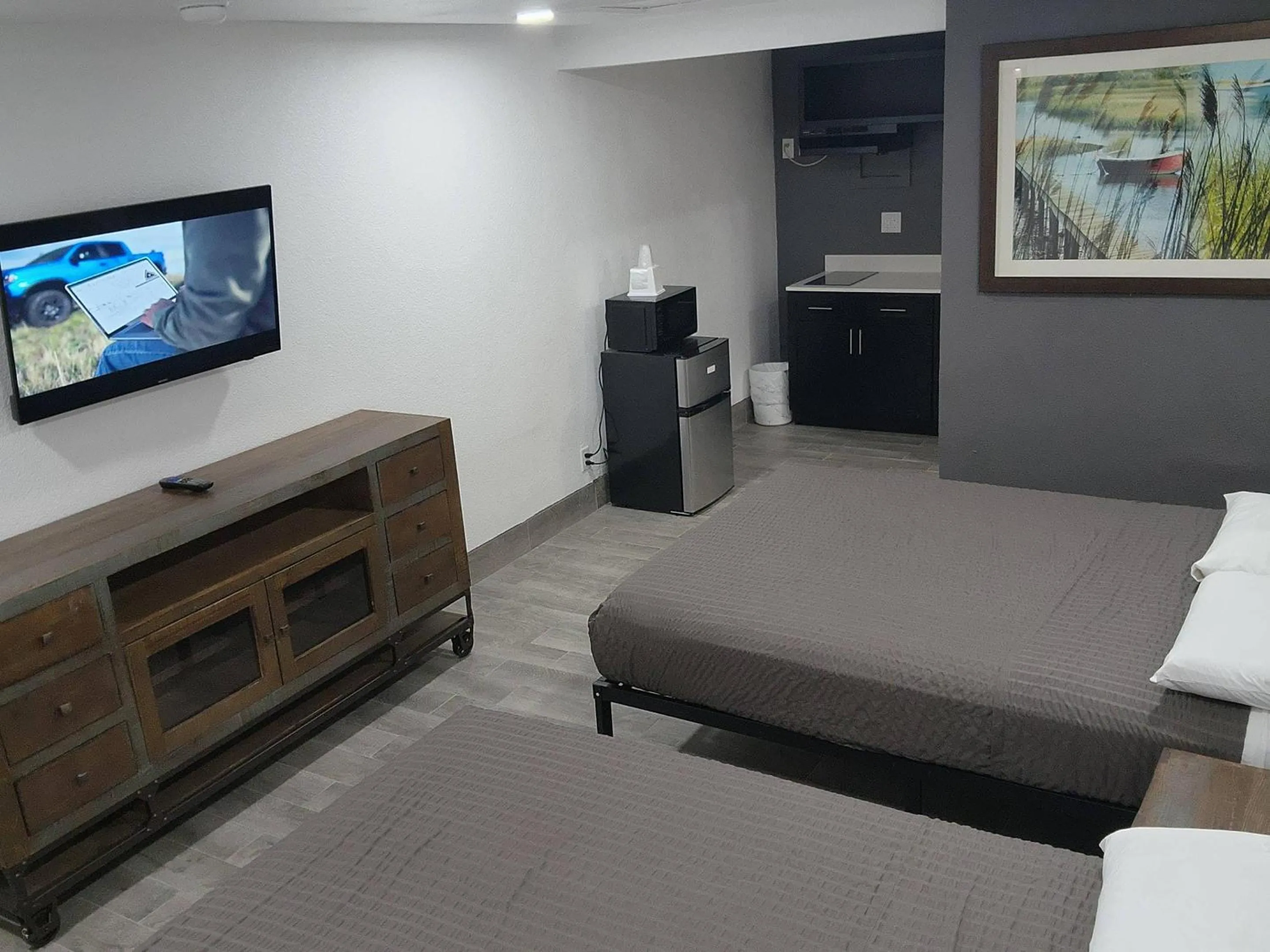 Bedroom, Bed in Rodeway Inn