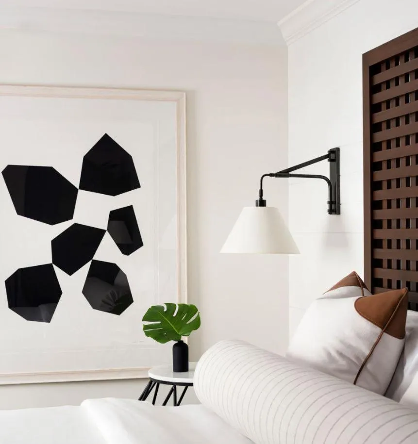 Bed in Inn on the Lakes