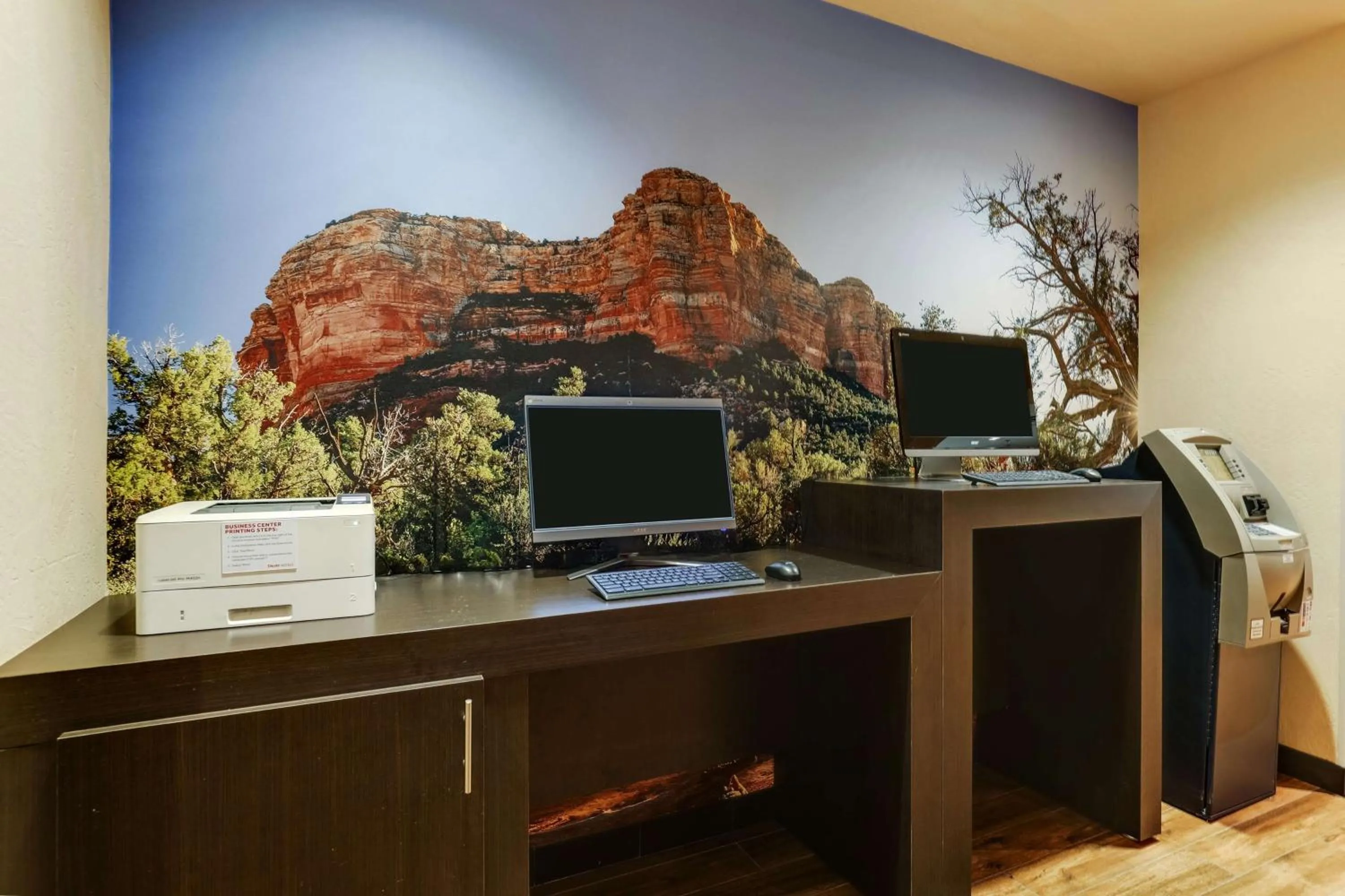 Business facilities in Drury Inn & Suites Phoenix Airport