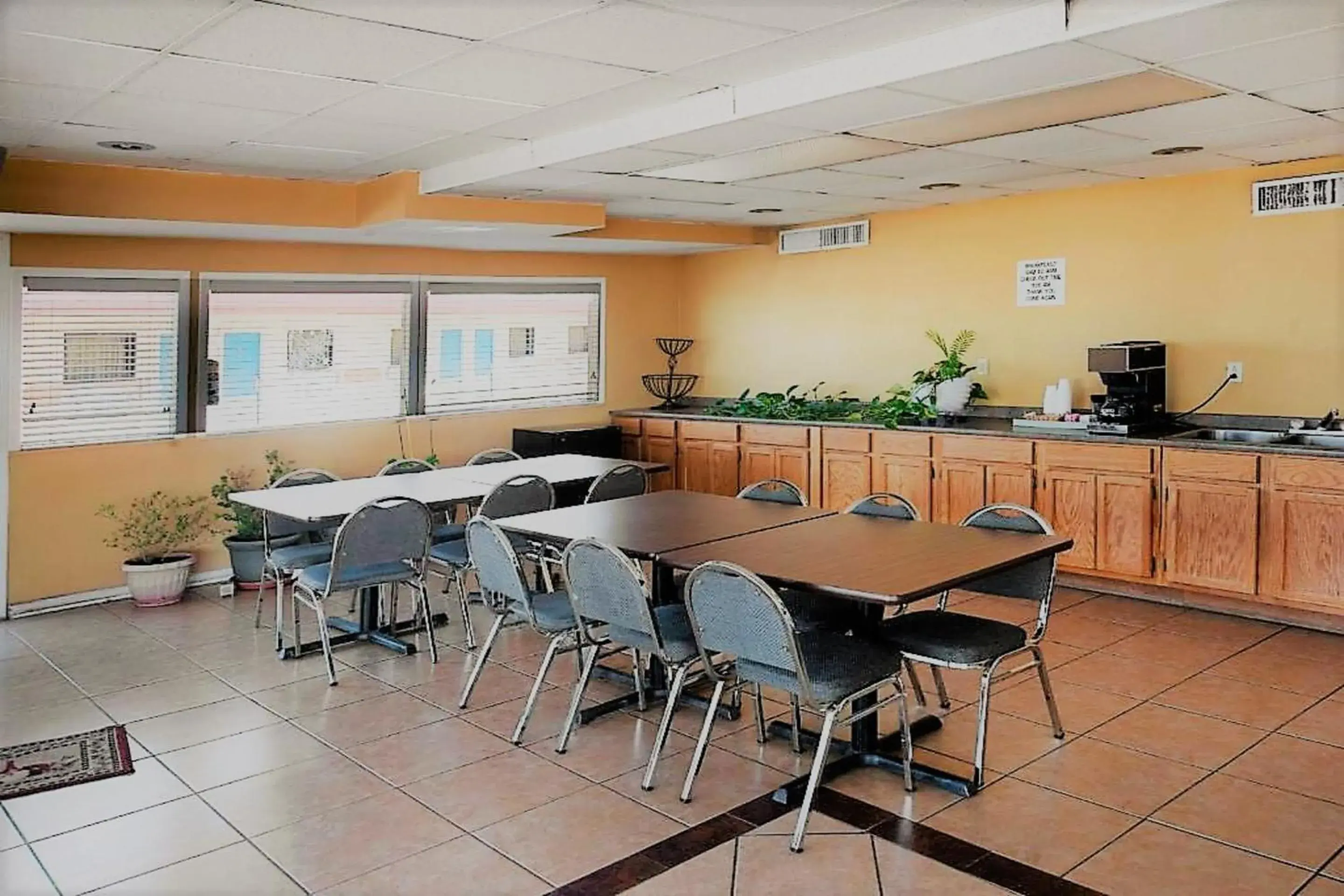 Restaurant/places to eat in OYO Hotel Guymon OK US-54 Restaurant/places to eat in OYO Hotel Guymon OK US-54