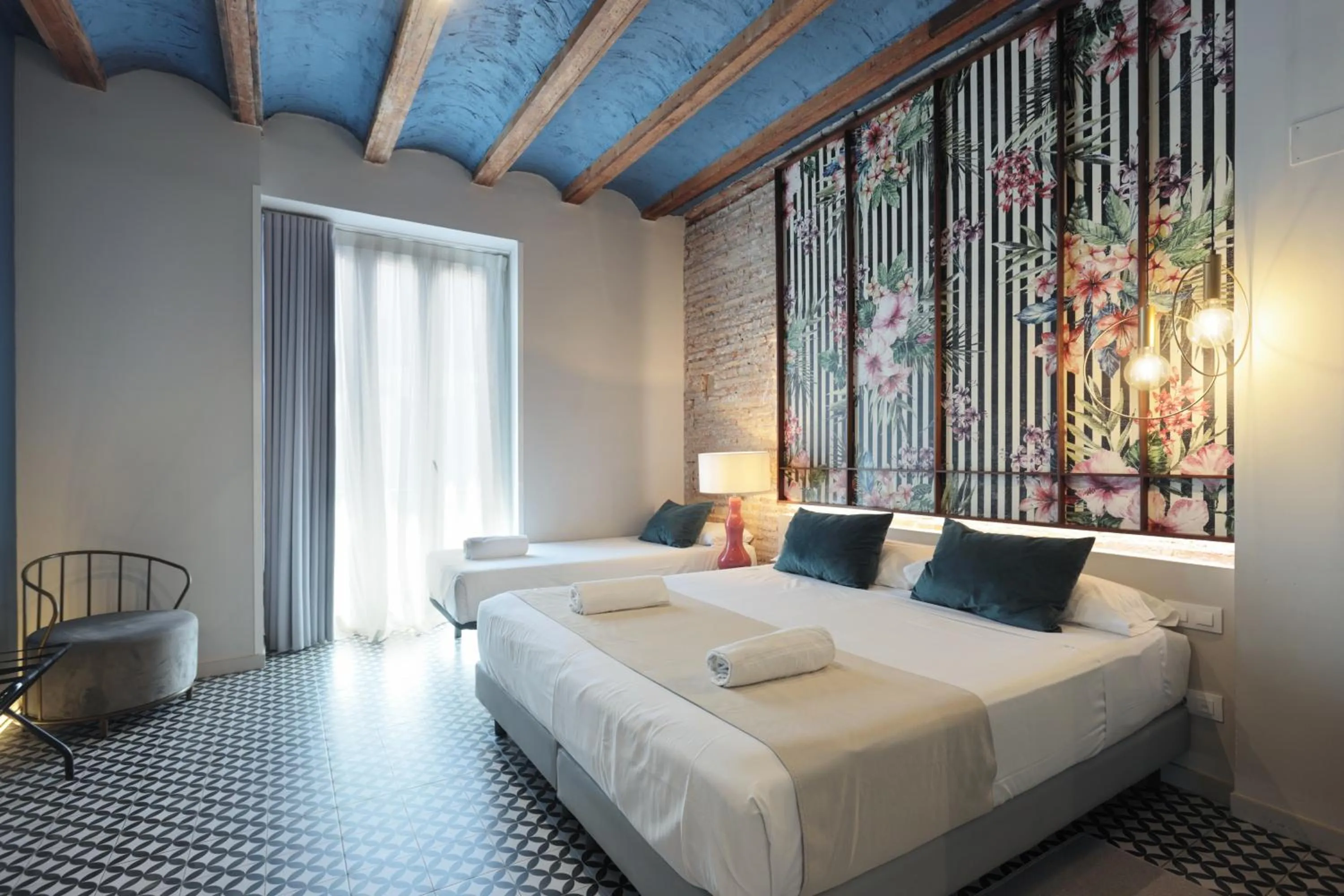 Bed in YOU & CO. Quart Boutique