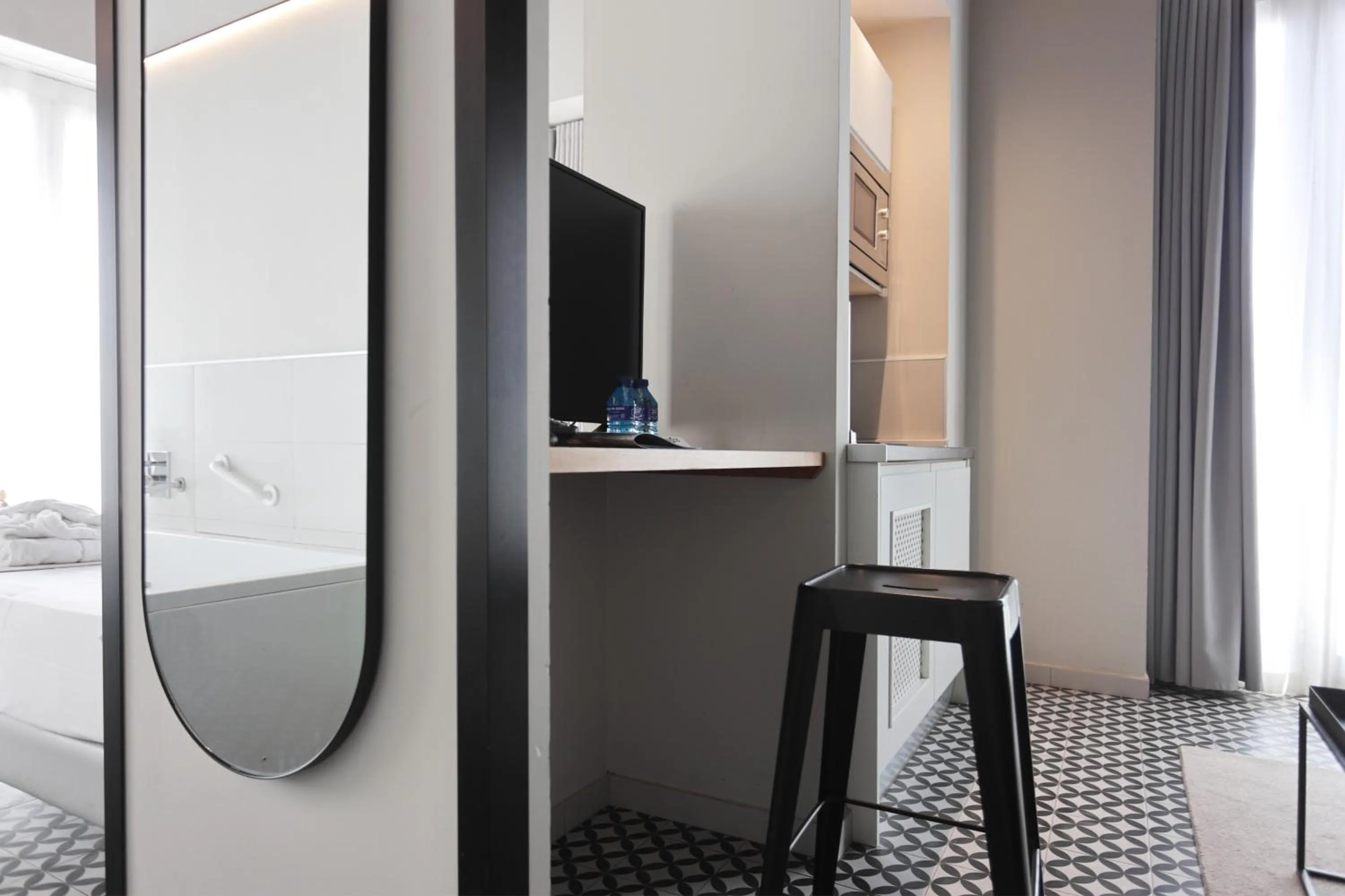 YOU & CO. Quart Boutique