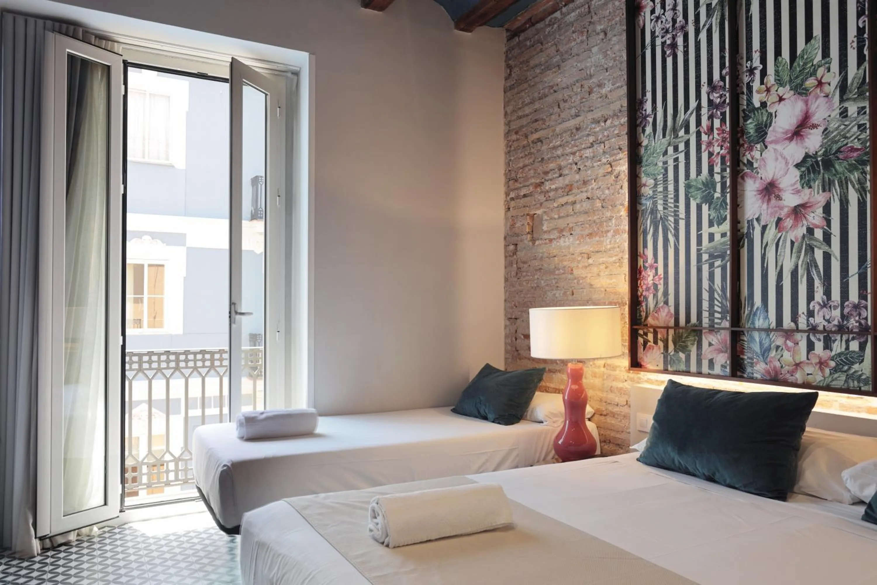 Bed in YOU & CO. Quart Boutique