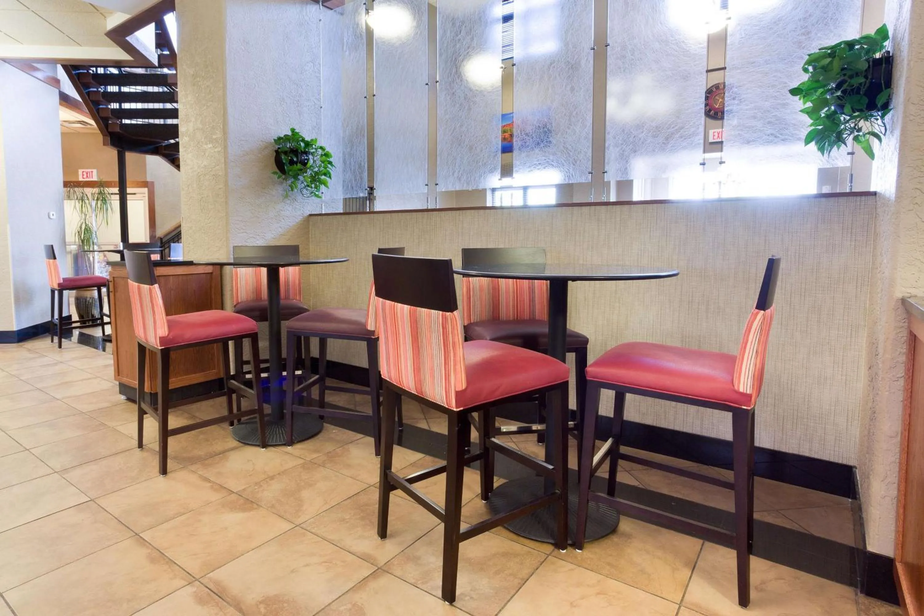 Restaurant/places to eat in Drury Inn & Suites Flagstaff