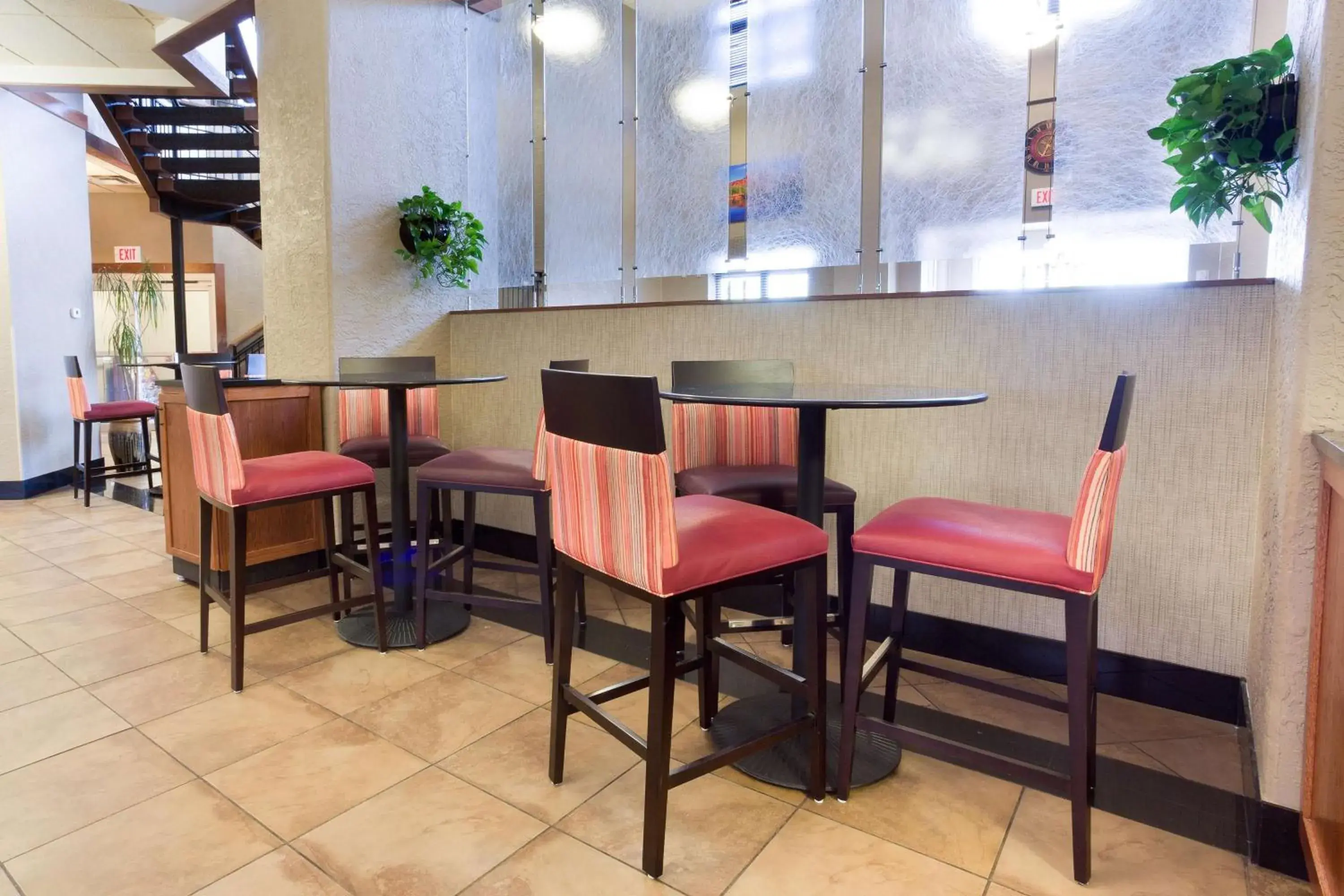 Restaurant/places to eat in Drury Inn & Suites Flagstaff Restaurant/places to eat in Drury Inn & Suites Flagstaff