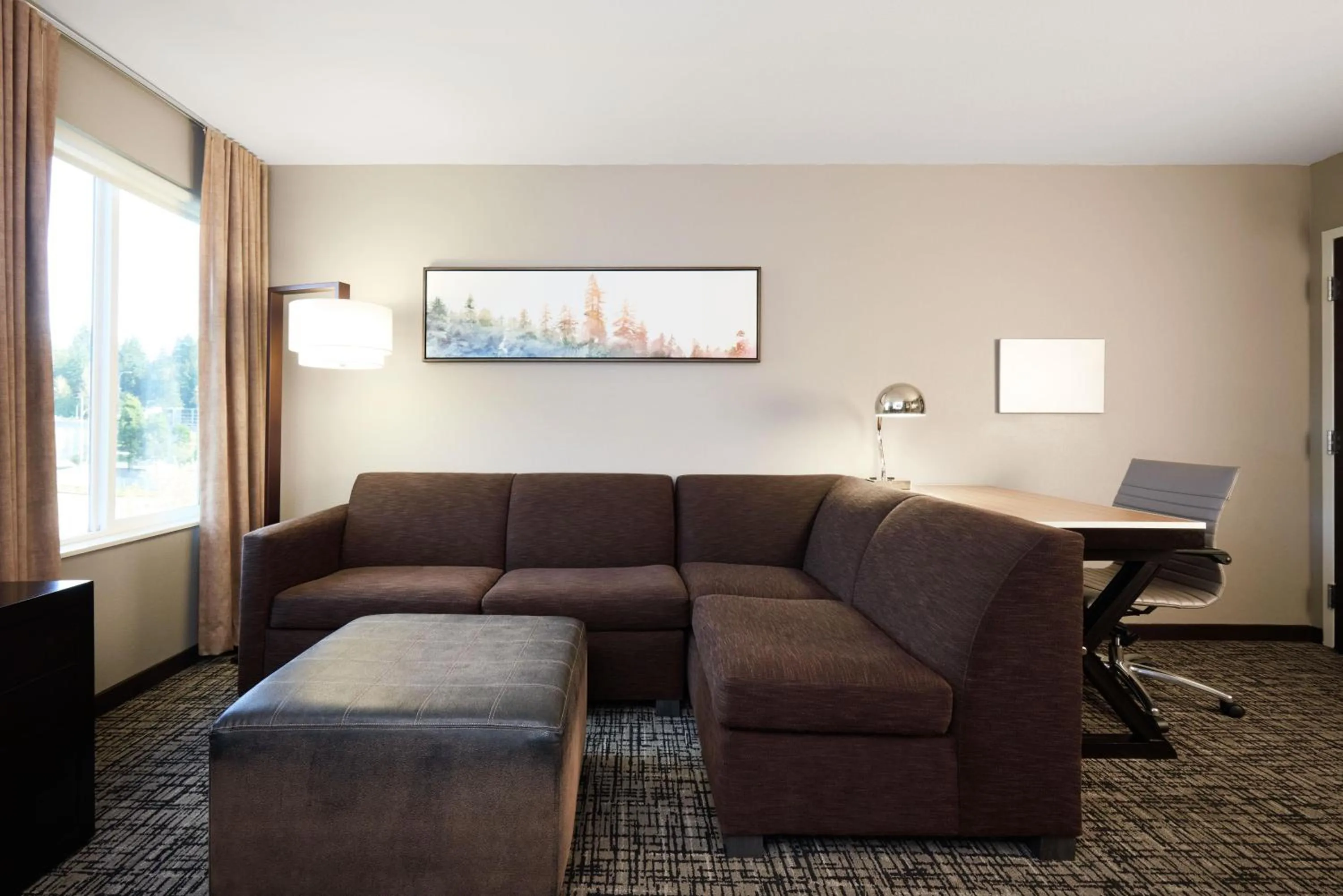 Photo of the whole room in Hyatt House Seattle Bellevue