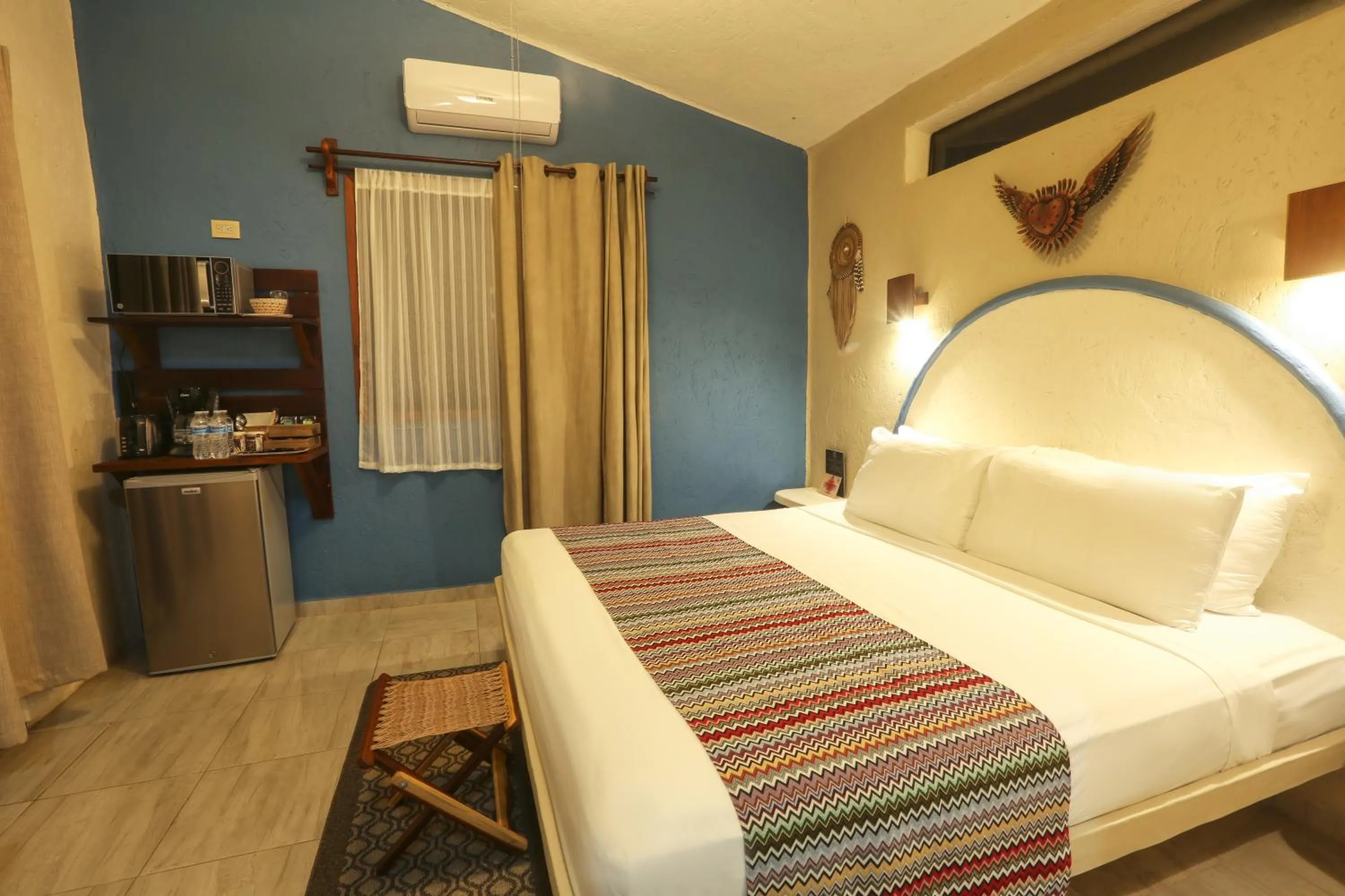 Bed in ALDEA JO-YAH