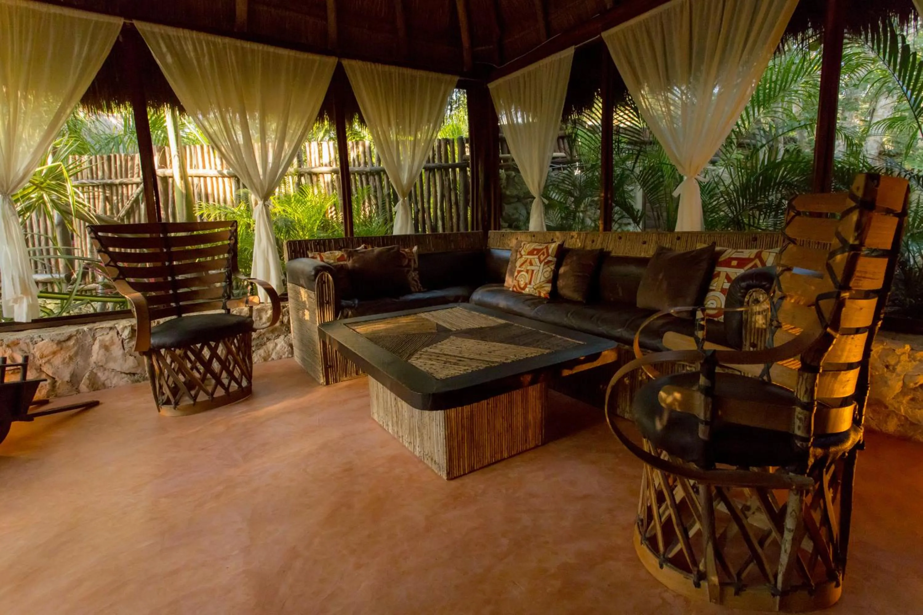 Communal lounge/ TV room in ALDEA JO-YAH