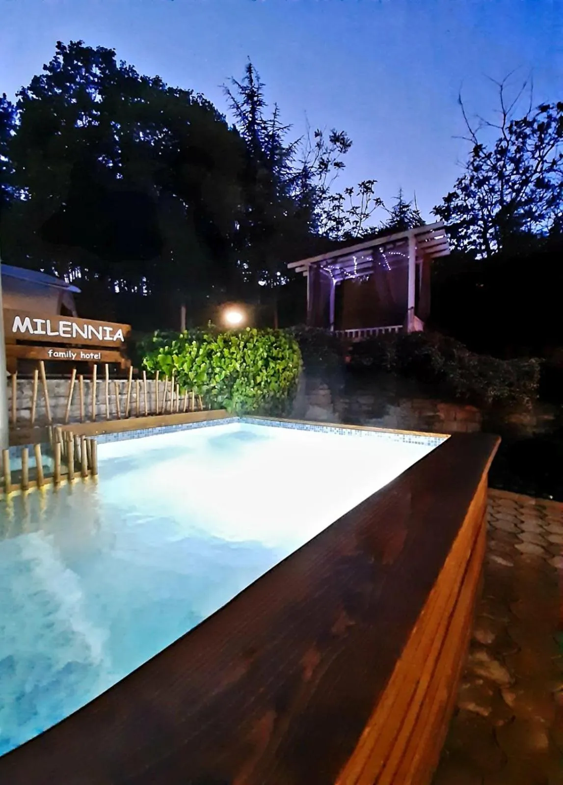 Hot Tub in Milennia Family Hotel