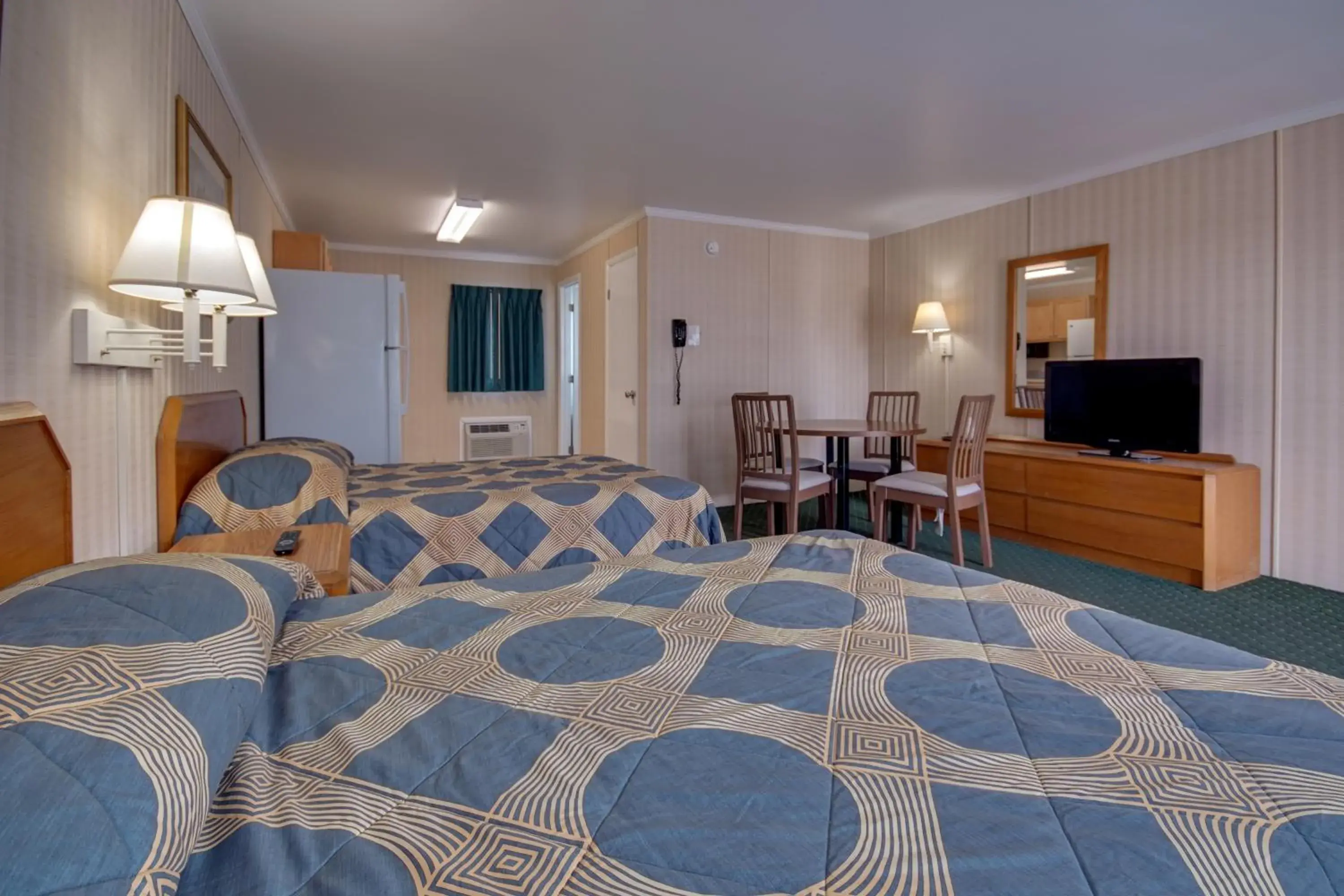 2 Double Bed Efficiency in Sahara Motel 2 Double Bed Efficiency in Sahara Motel