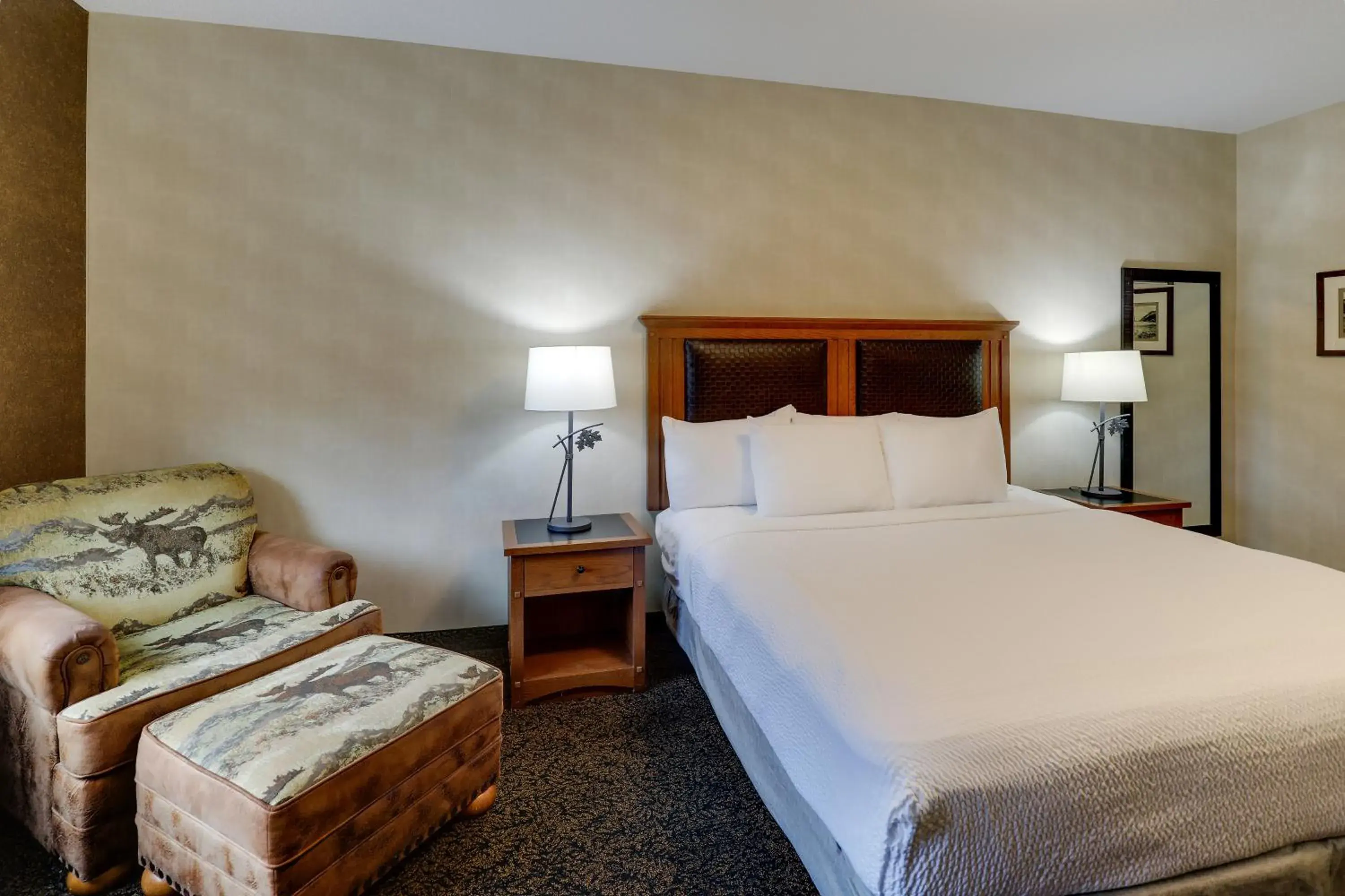 Bed in Stoney Creek Hotel Sioux City Bed in Stoney Creek Hotel Sioux City